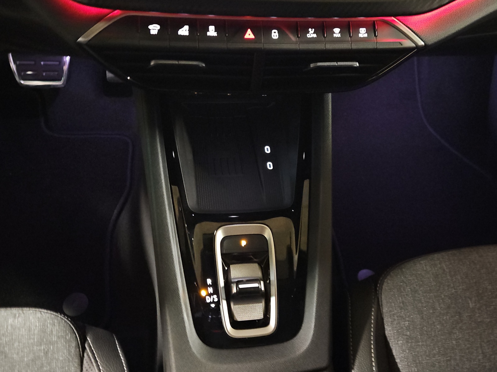 SKODA Octavia Combi 2.0 TSI DSG Sport Line 4x4-image-21