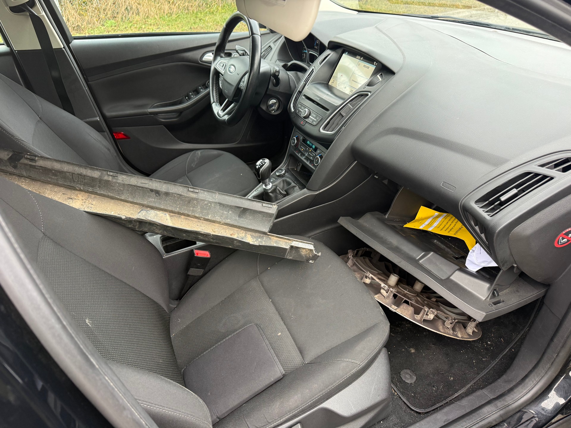 FORD Focus 1.0 SCTi Trend-image-7