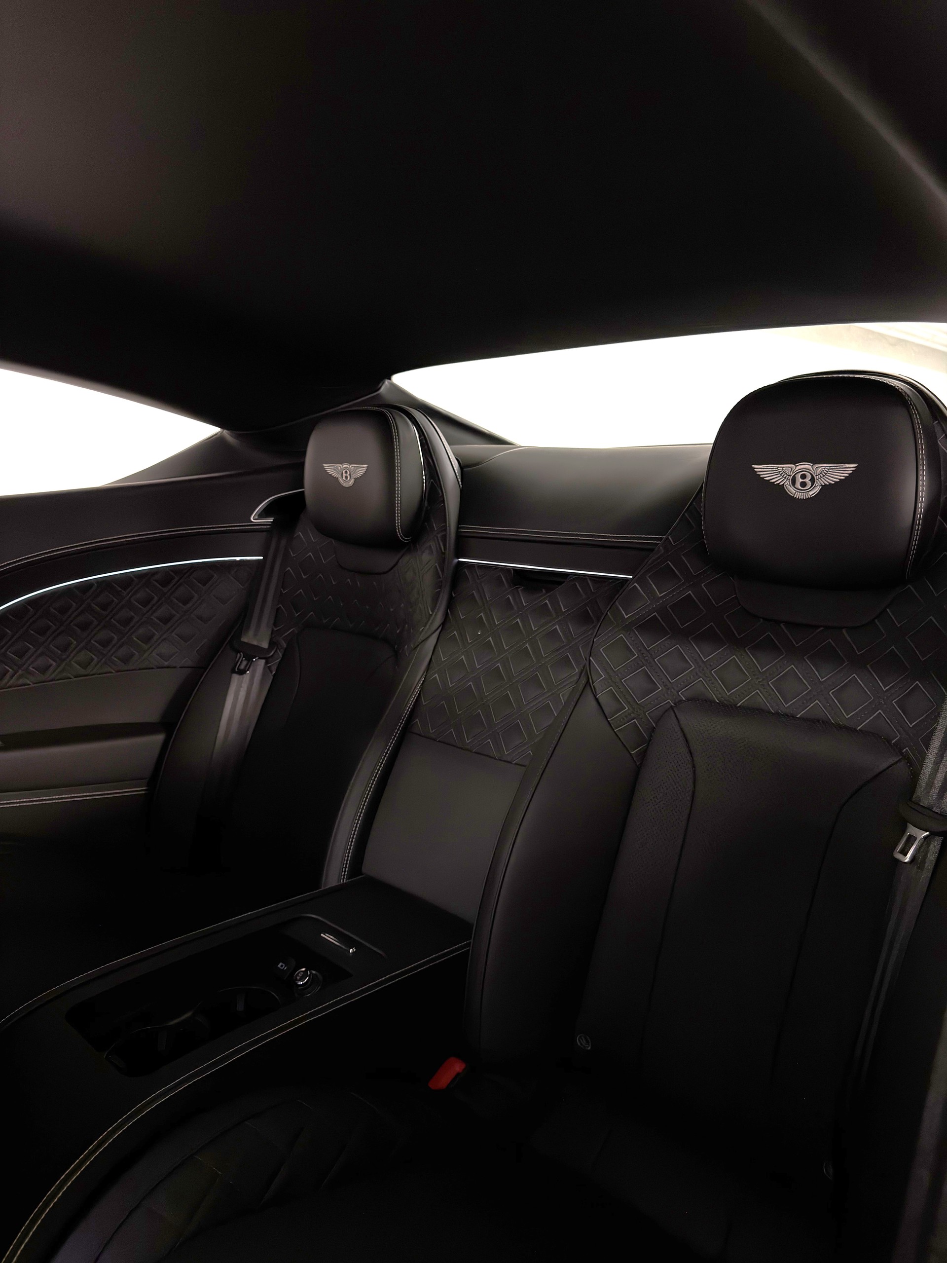 BENTLEY Continental GT 6.0 W12-image-11