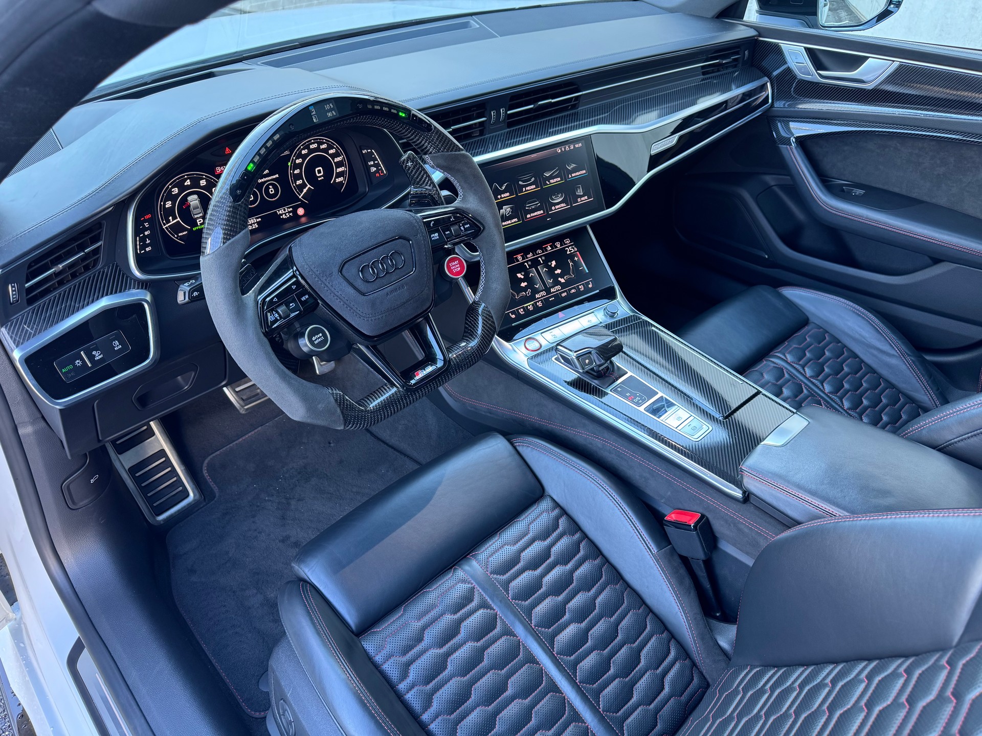 AUDI RS7 Sportback MHEV-image-9