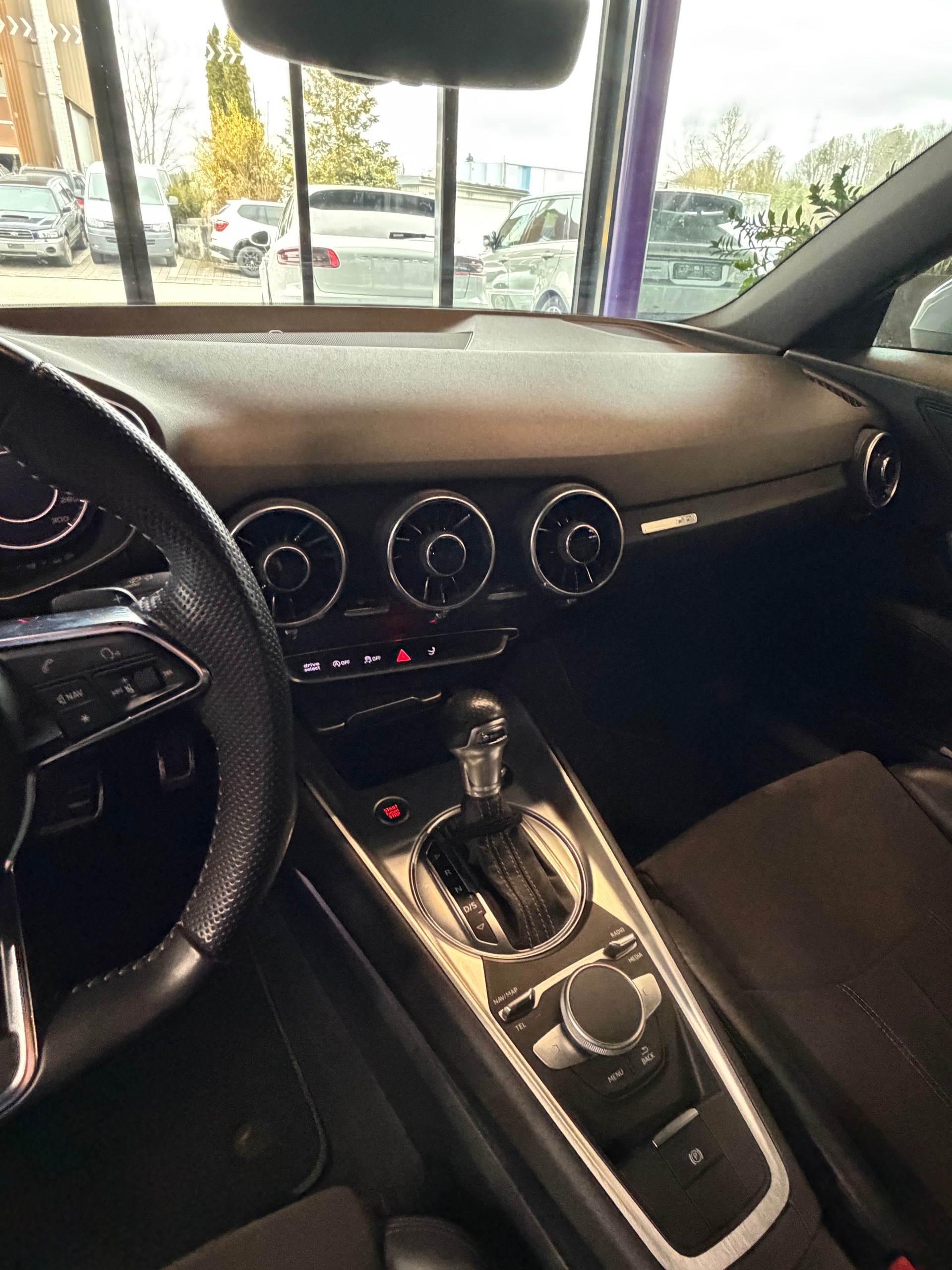 AUDI TT Coupé 2.0 TFSI S-tronic-showroom-element-1