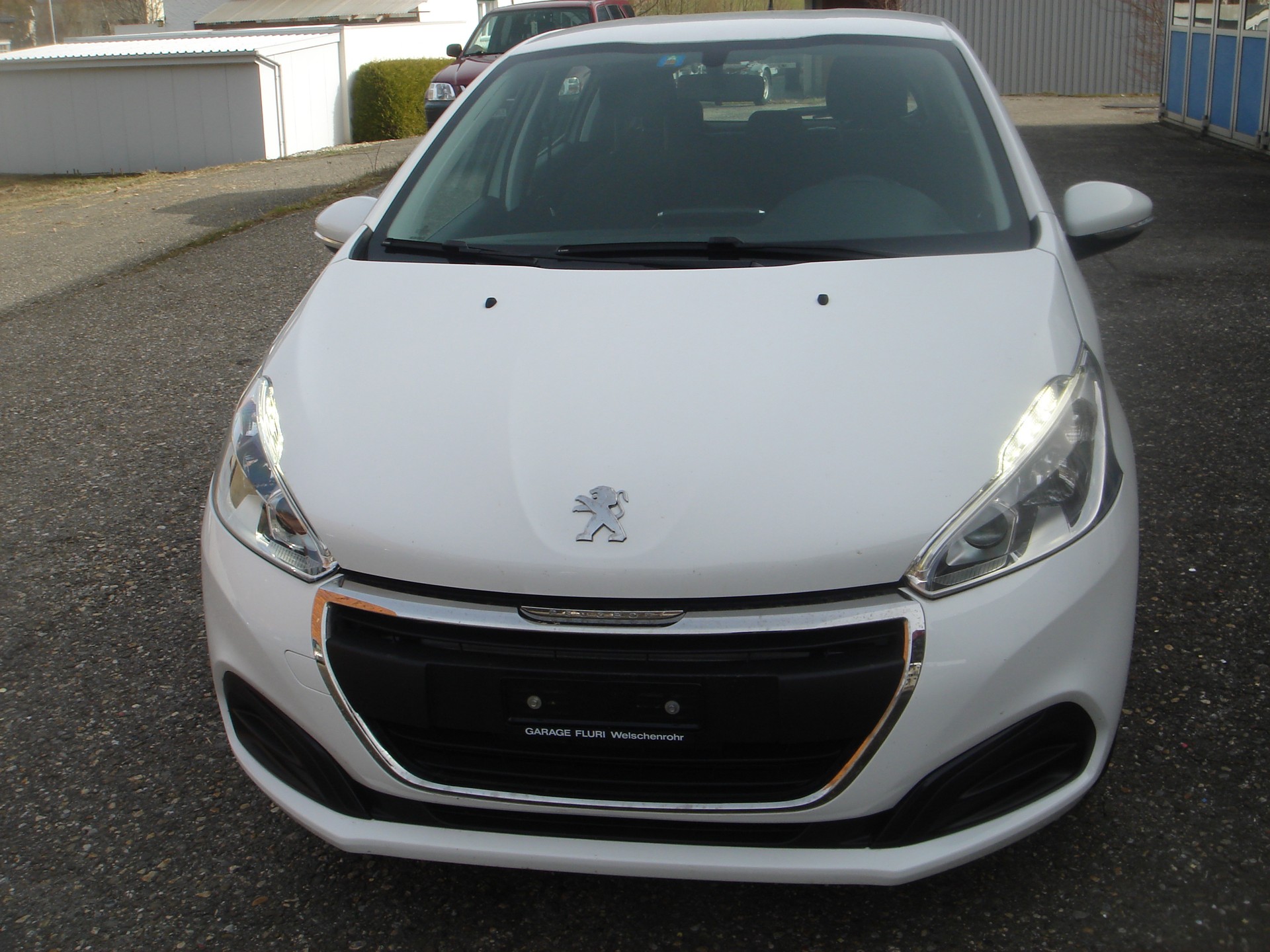 PEUGEOT 208 1.2 PureTech Active-image-0