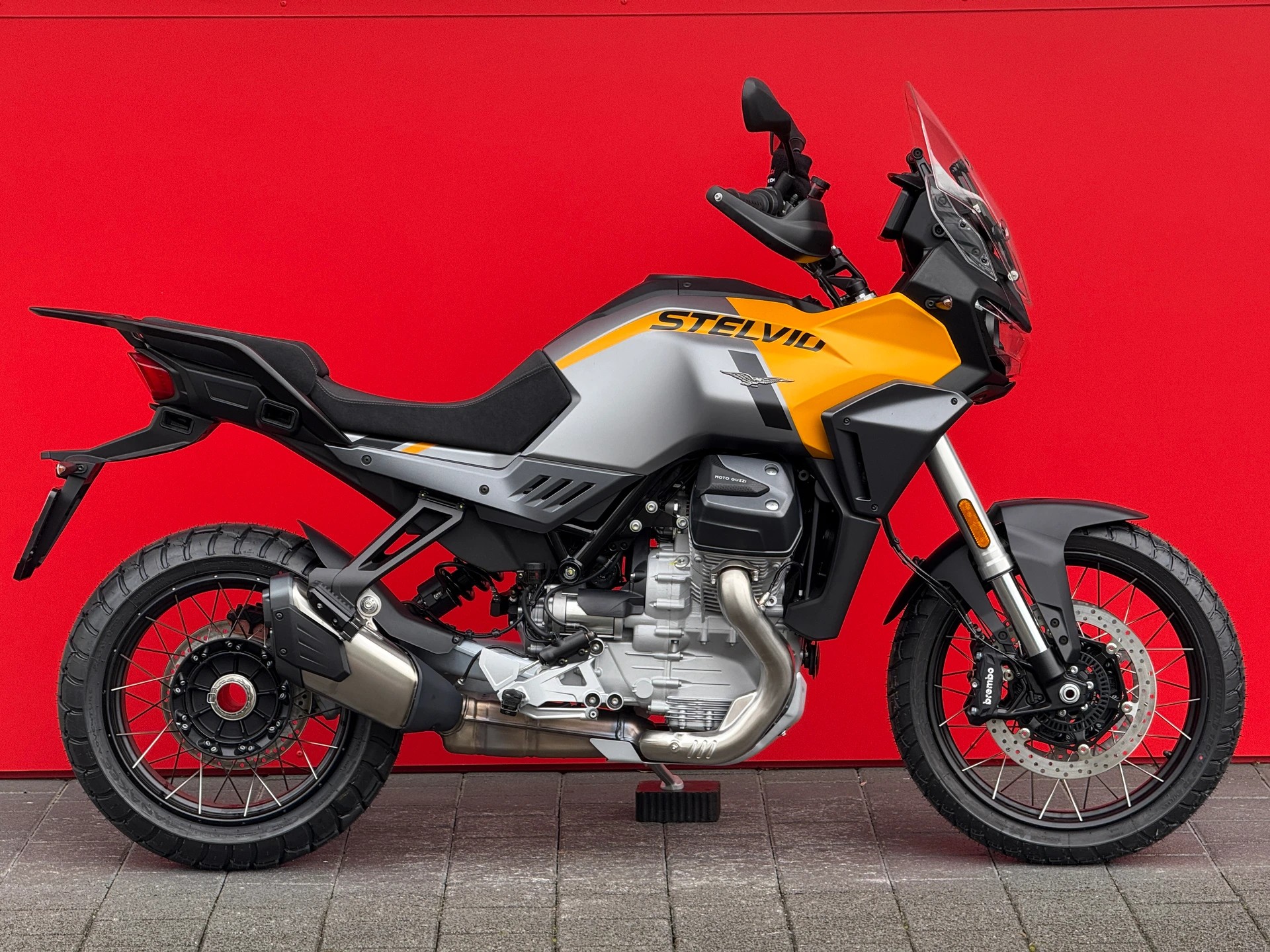 MOTO GUZZI Stelvio 1000 E5+