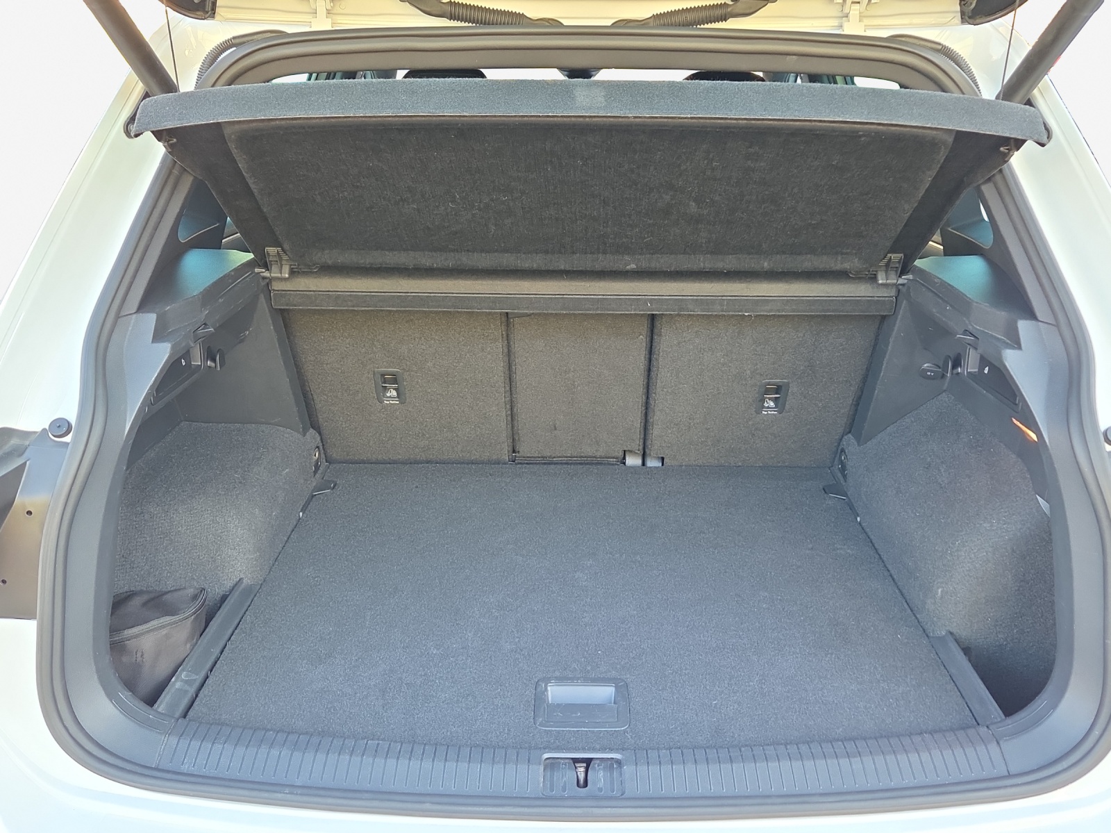 VW Tiguan 2.0 TDI SCR Highline 4Motion DSG-image-11