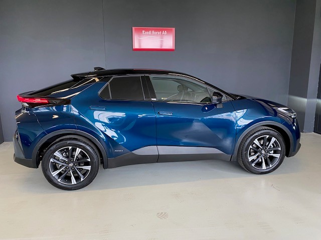 TOYOTA C-HR 2.0 HEV Swiss Edition 4x4-image-3