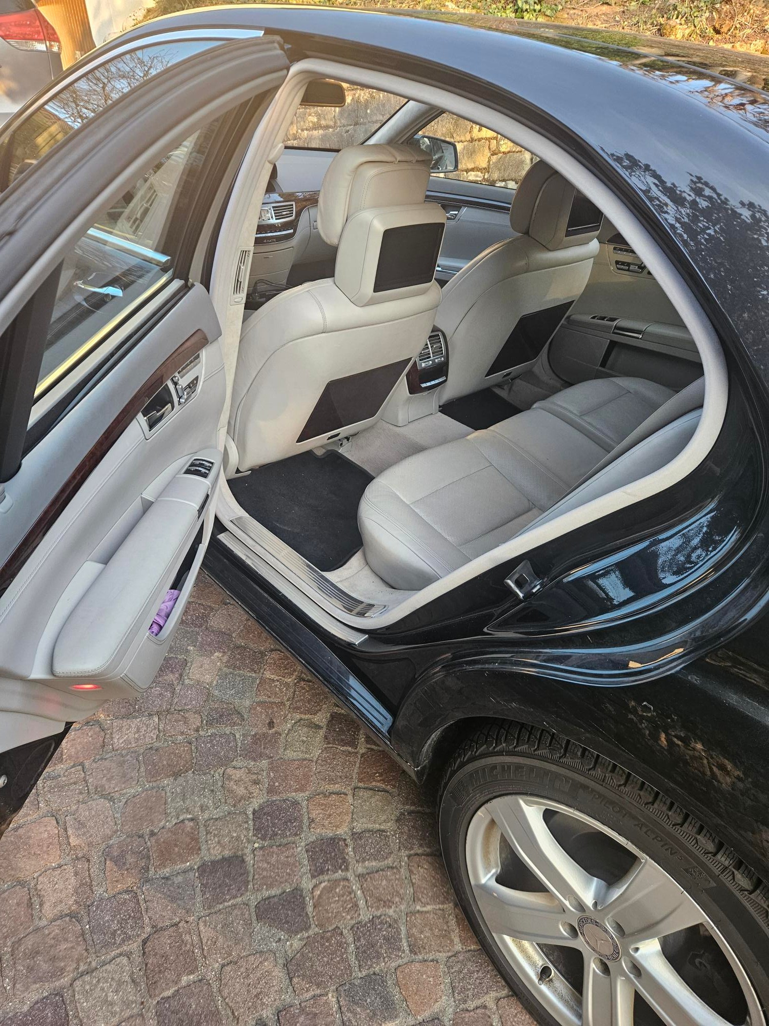 MERCEDES-BENZ S 500 L BlueEfficiency SS 4Matic 7G-Tronic-image-3