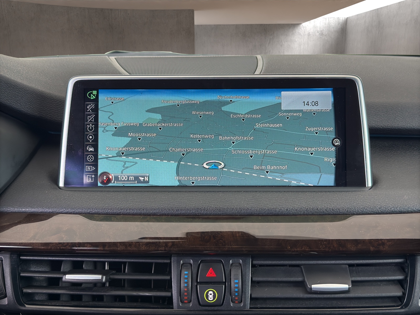 BMW X5 xDrive 30d Steptronic-image-12