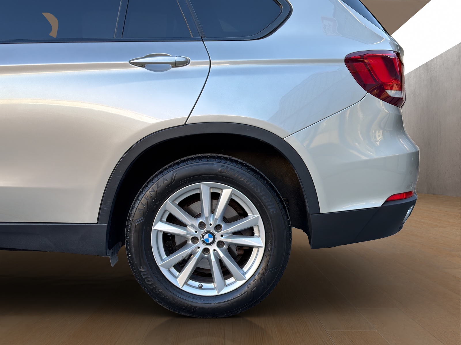 BMW X5 xDrive 30d Steptronic-image-24