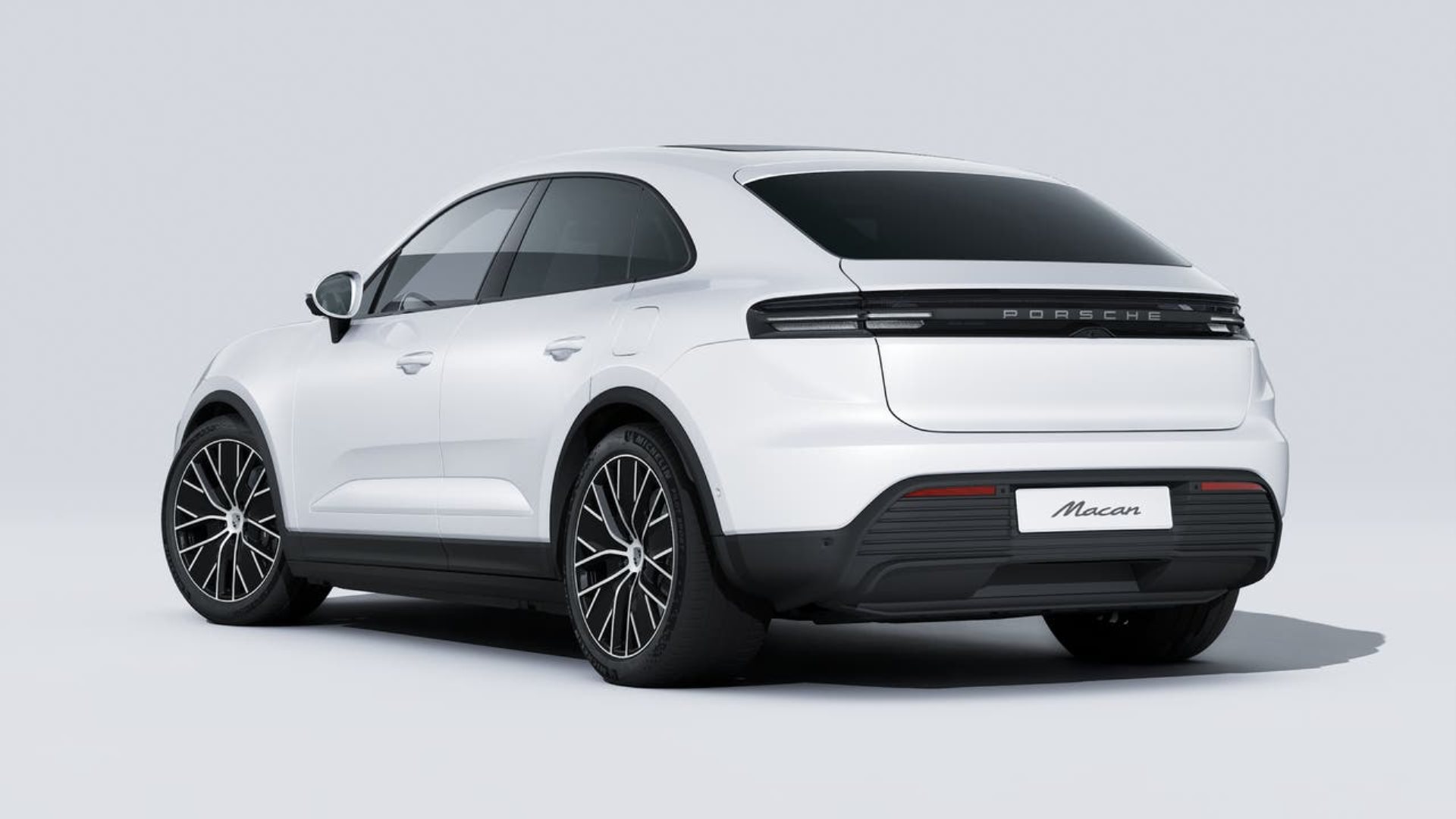 PORSCHE Macan-showroom-element-2