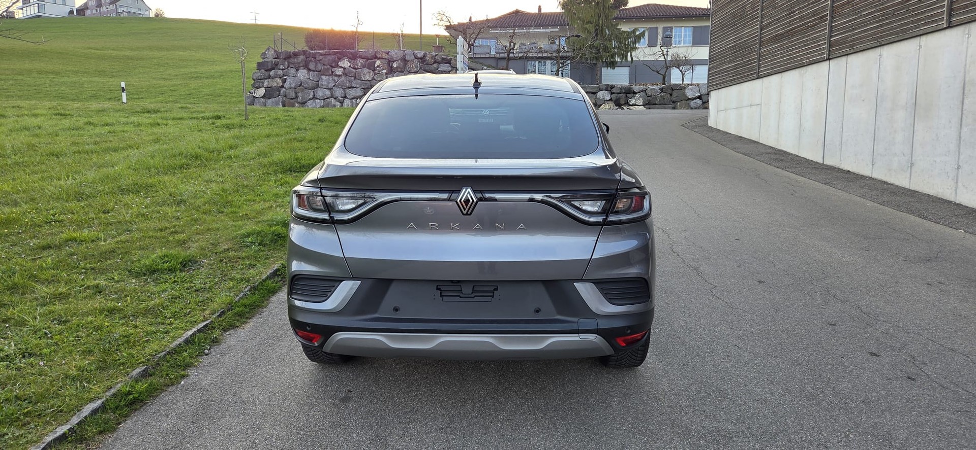 RENAULT Arkana 1.3 TCe Techno EDC-showroom-element-3
