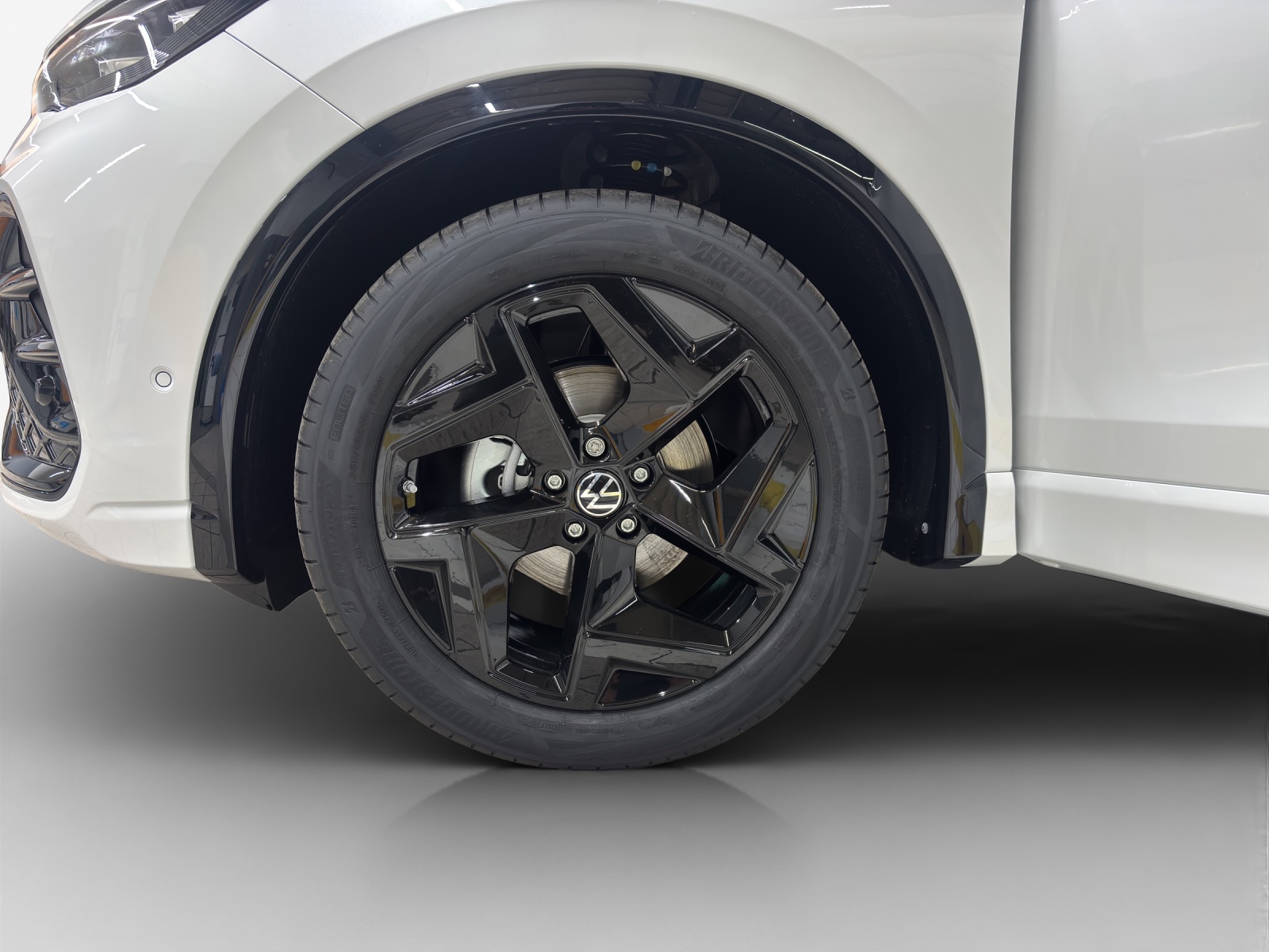 VW Tiguan 1.5 TSI evo2 mHEV R-Line DSG-image-13