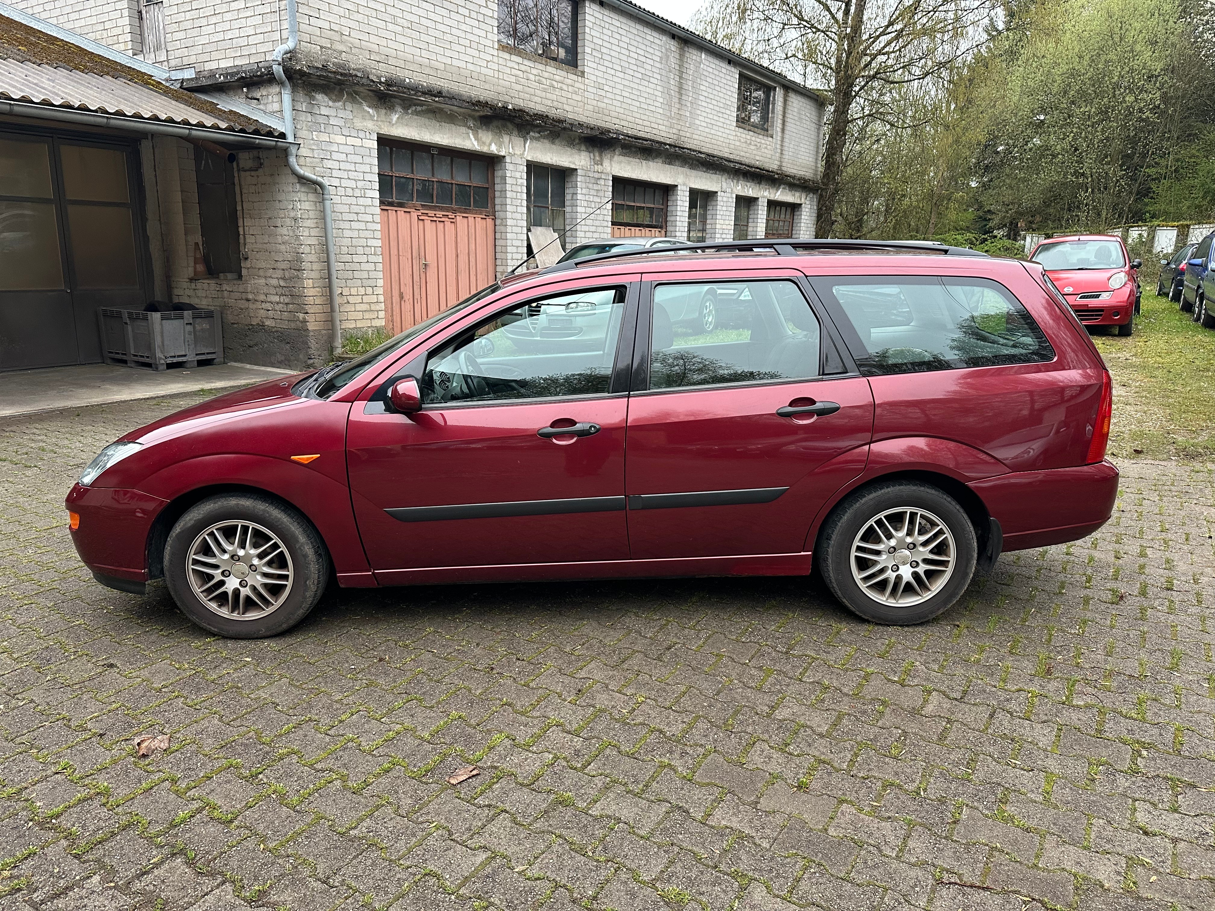 FORD Focus 1.8i 16V Trend FIXPREIS — slika 1