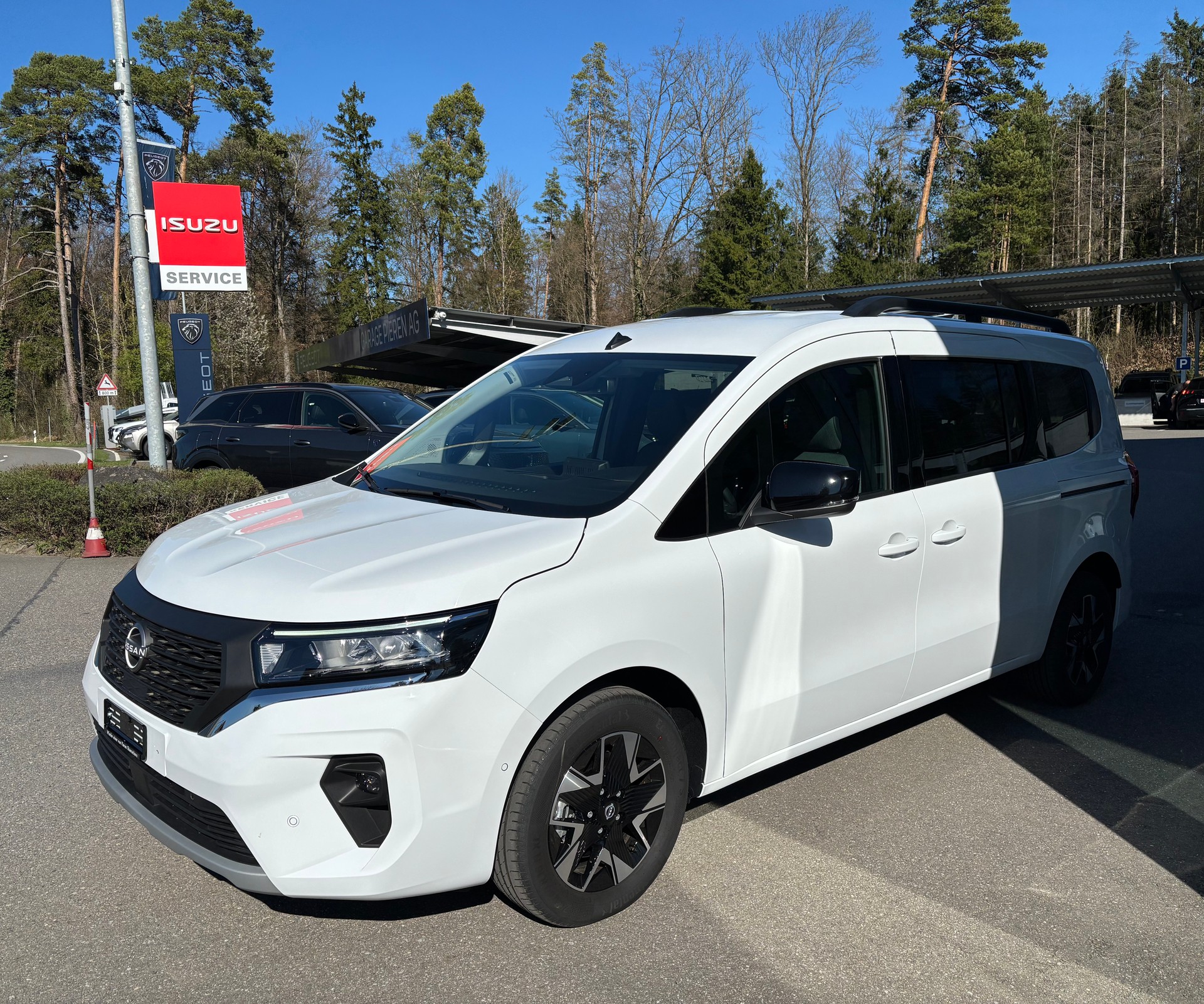 NISSAN Townstar Kombi L2 Tekna 7 Plätze DCT-image-1