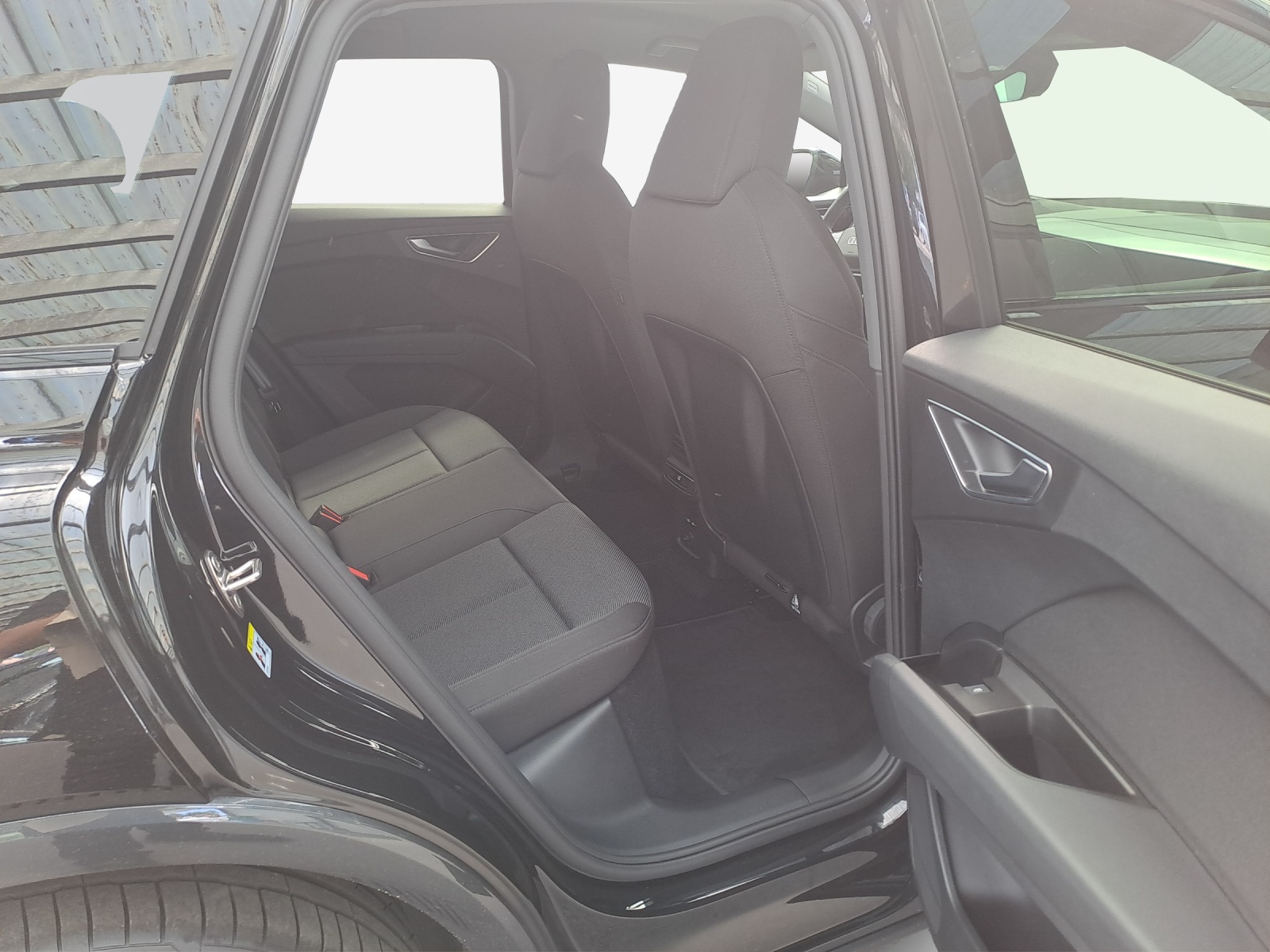 AUDI Q4 e-tron 35-image-12