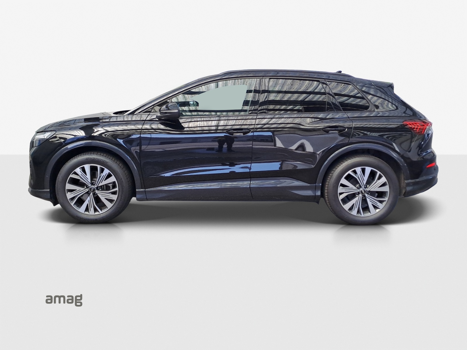 AUDI Q4 e-tron 35-image-1