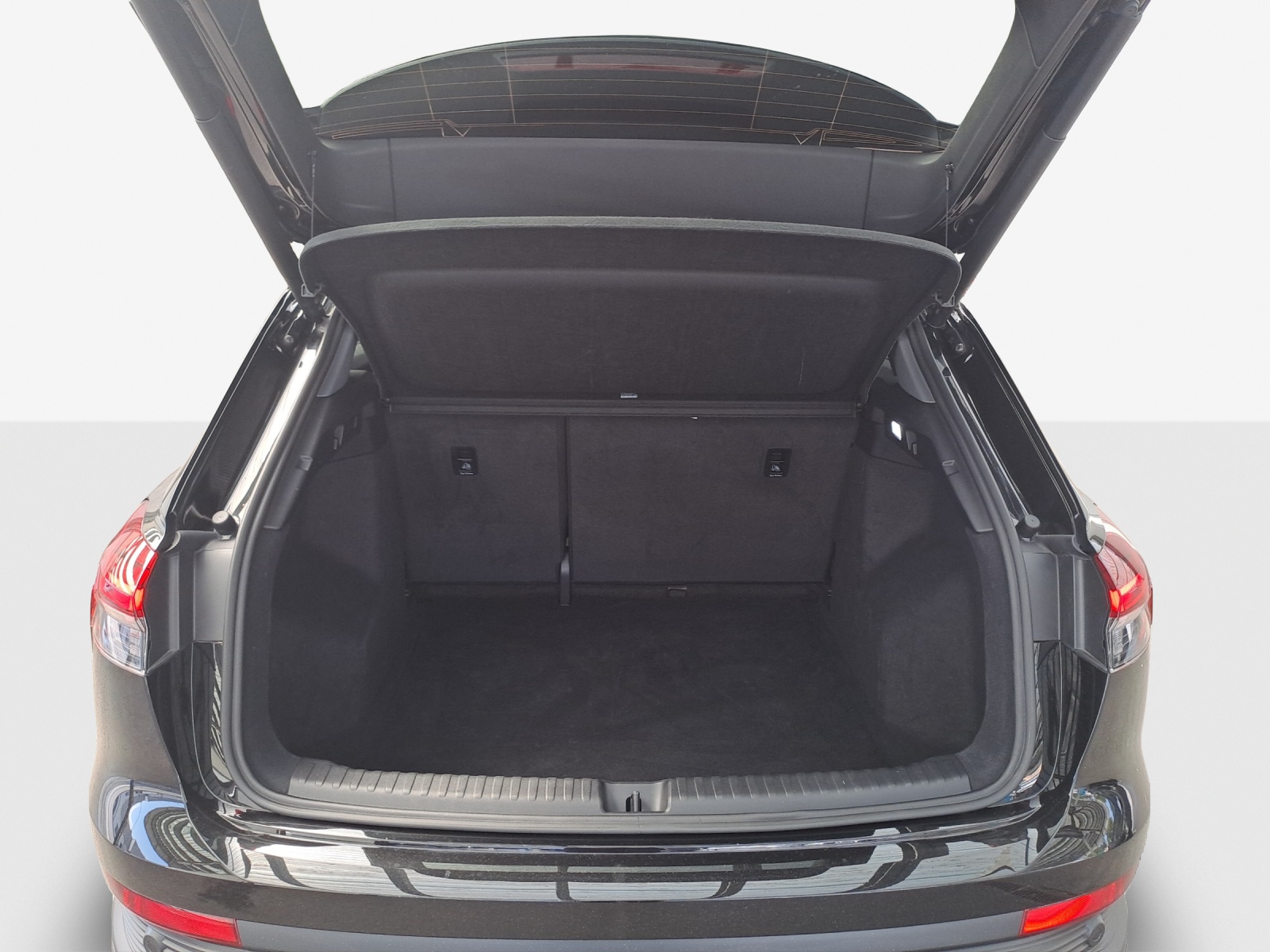 AUDI Q4 e-tron 35-image-10