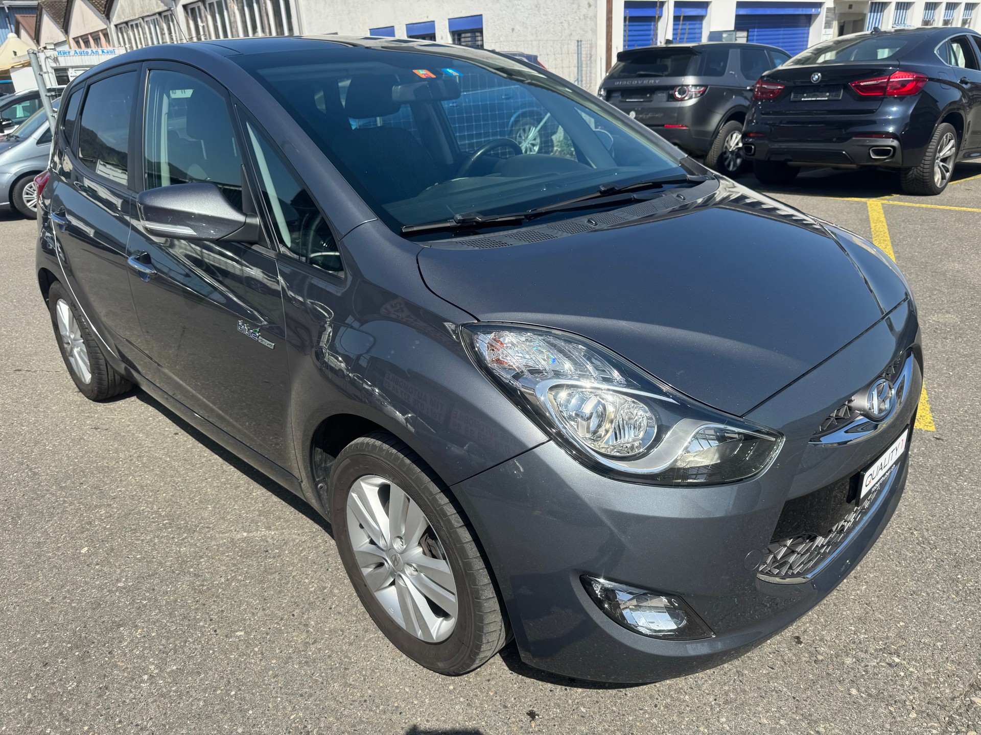 HYUNDAI iX20 1.6 Premium-image-2