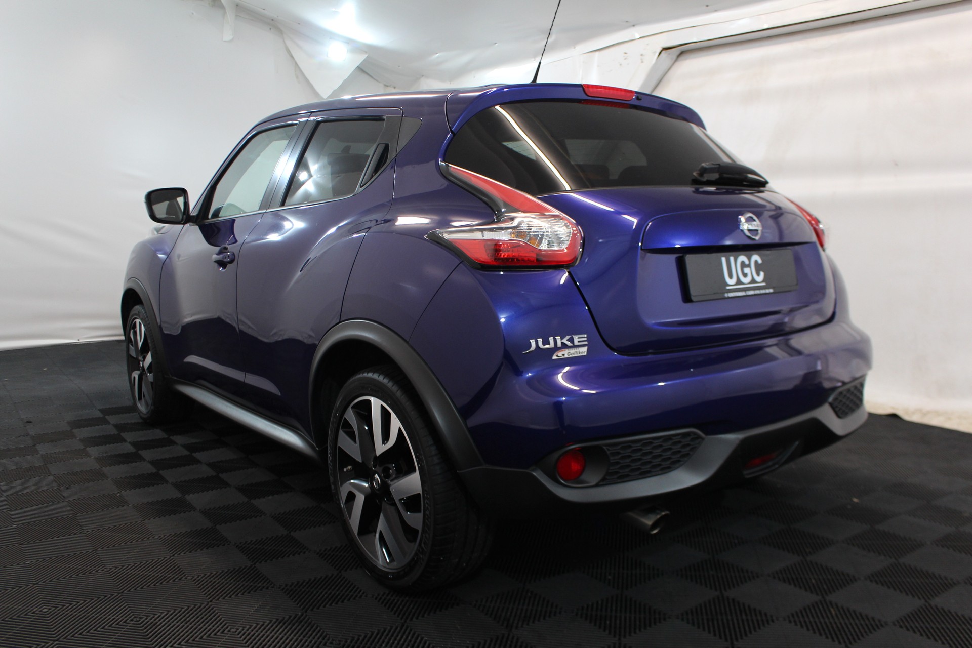 NISSAN Juke 1.6 DIG-T N-Connecta 4x4-image-3