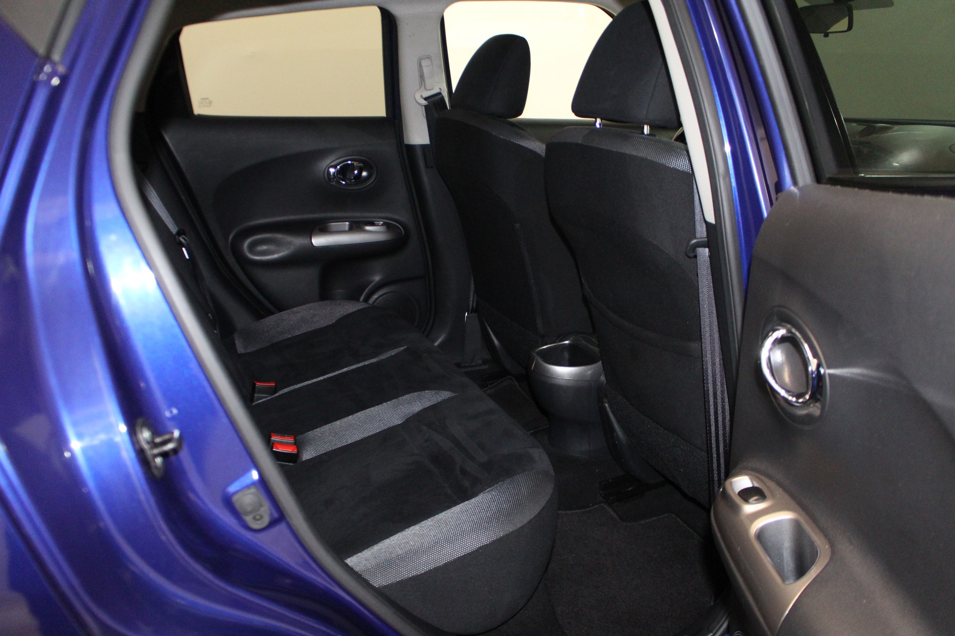 NISSAN Juke 1.6 DIG-T N-Connecta 4x4-image-9