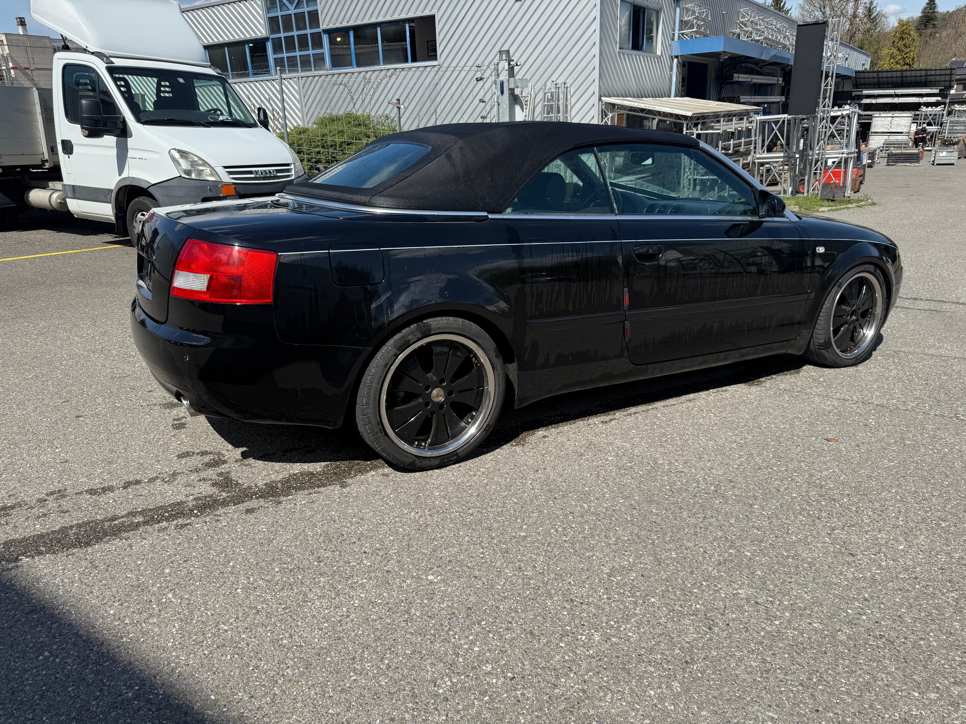 AUDI A4 Cabriolet 2.4 V6-image-3