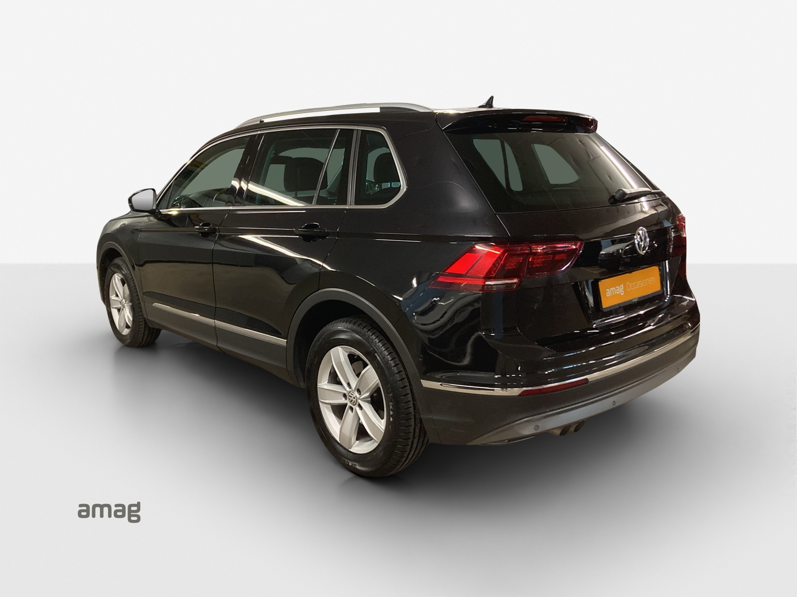 VW Tiguan 2.0 TDI SCR Highline4Motion DSG-image-2