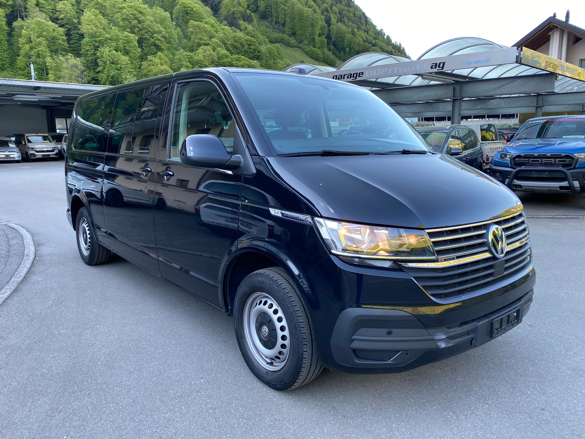 VW T6.1 2.0 TDI 4Motion DSG Caravelle Comfortline-image-9