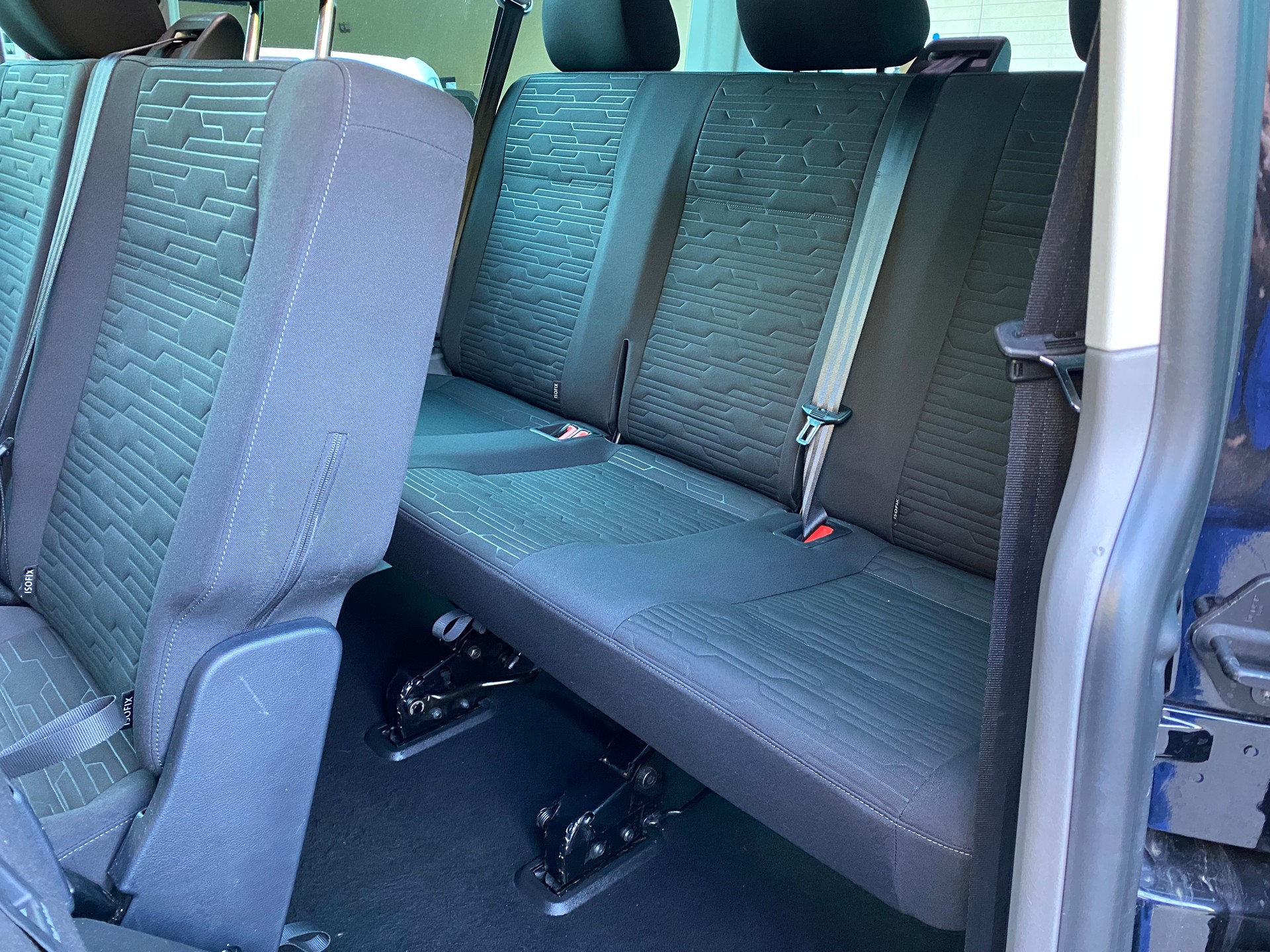 VW T6.1 2.0 TDI 4Motion DSG Caravelle Comfortline-image-7