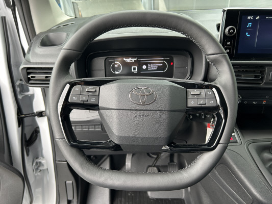 TOYOTA Proace City Van 1.2 ActiM-image-8