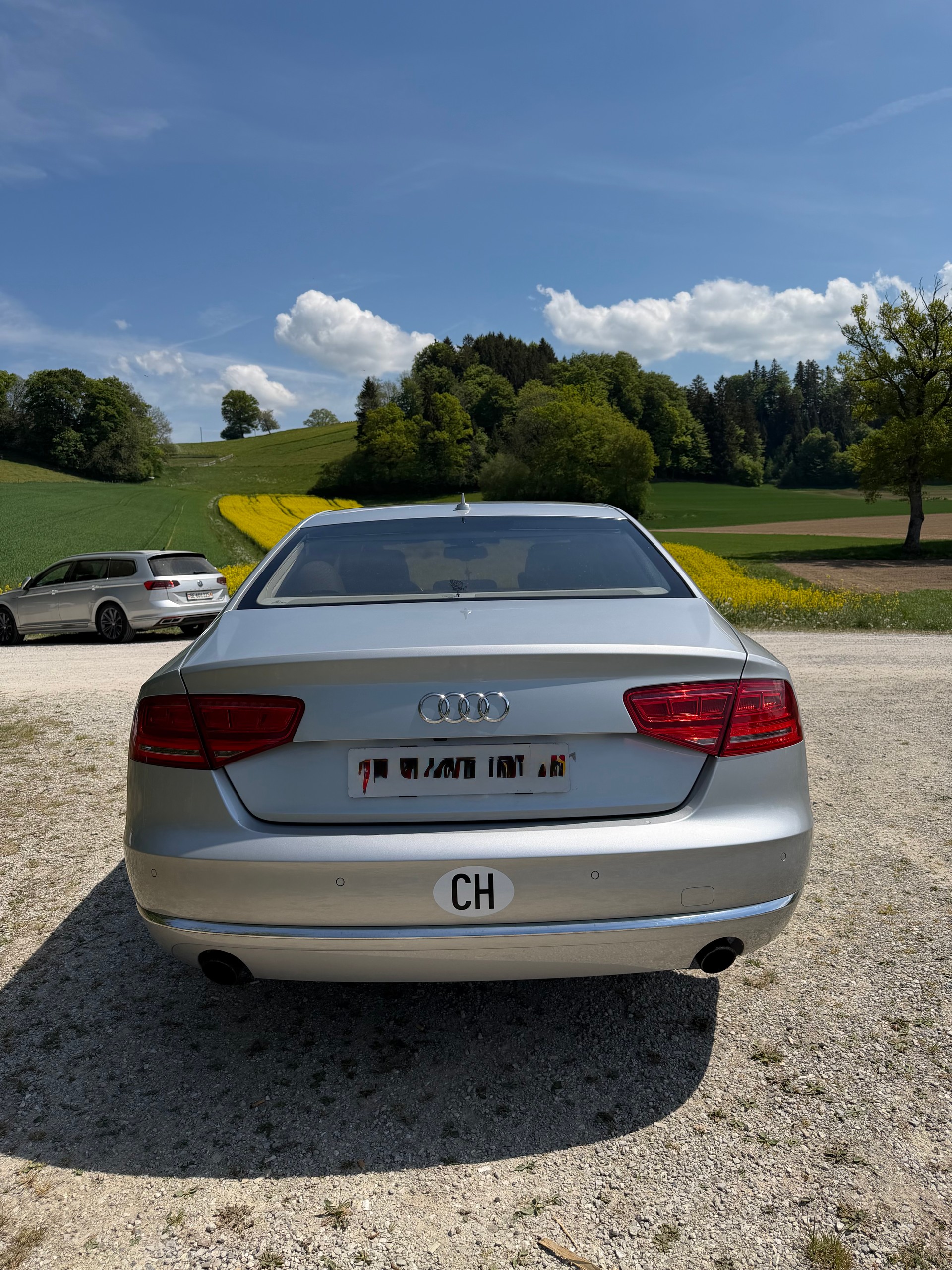 AUDI 4.2 V8 FSI quattro T-Tronic-image-1