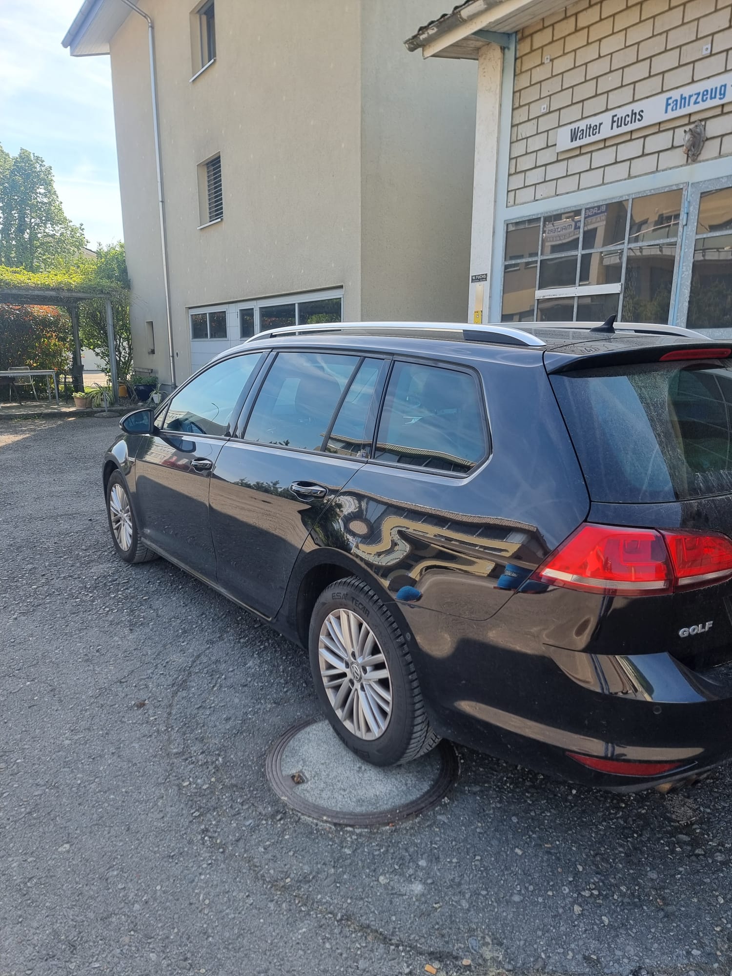 VW Golf Variant 2.0 TDI Comfortline DSG-image-4