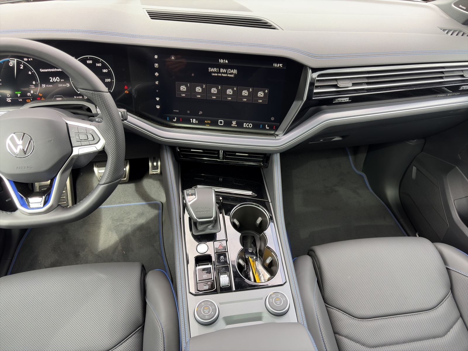 VW Touareg 3.0 TSI eHybrid R Final Edition Tiptronic-image-11
