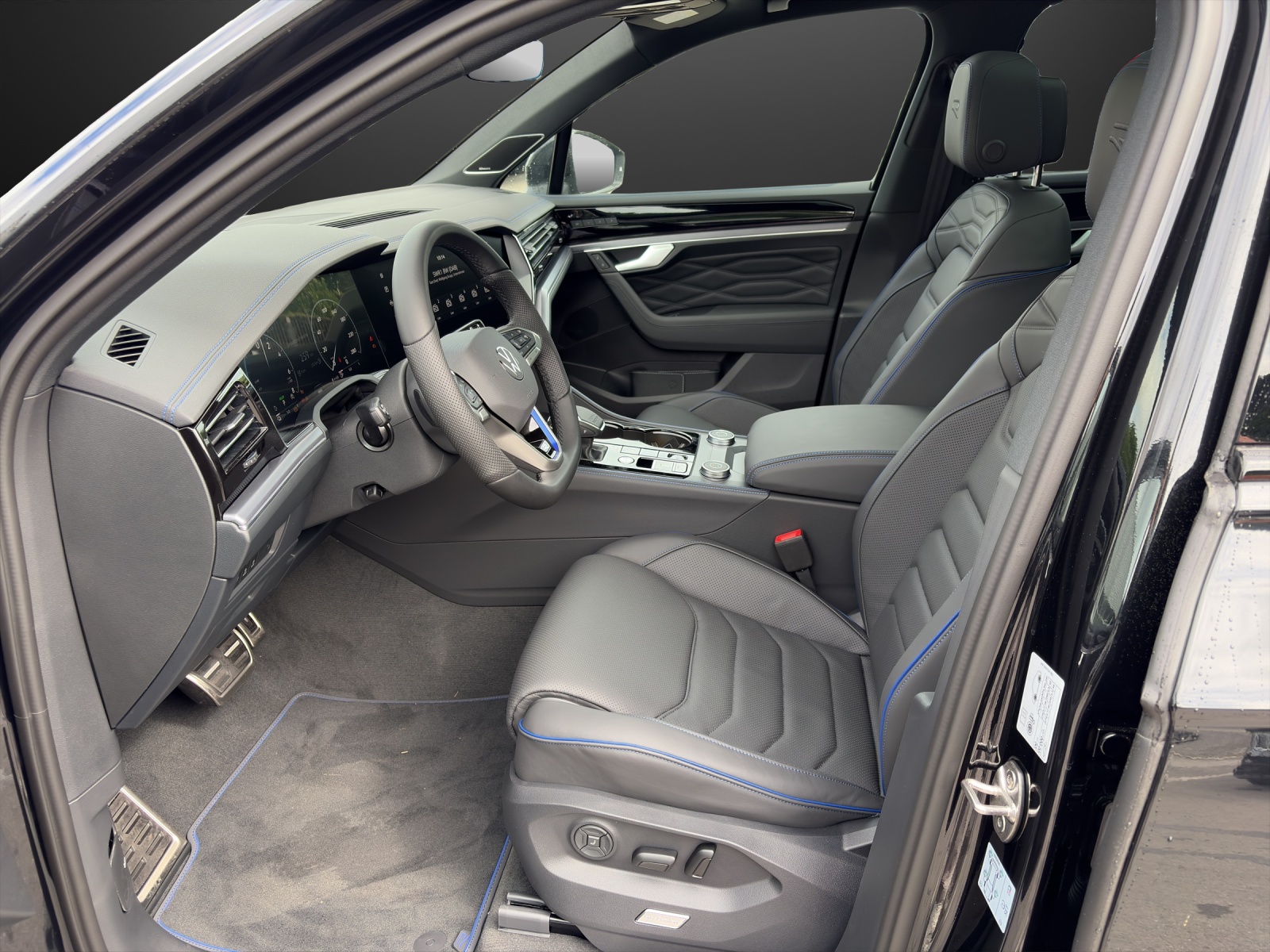 VW Touareg 3.0 TSI eHybrid R Final Edition Tiptronic-image-7