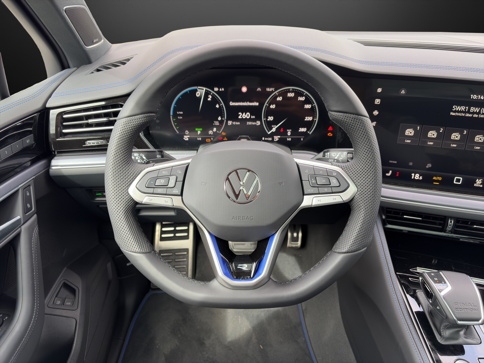 VW Touareg 3.0 TSI eHybrid R Final Edition Tiptronic-image-10