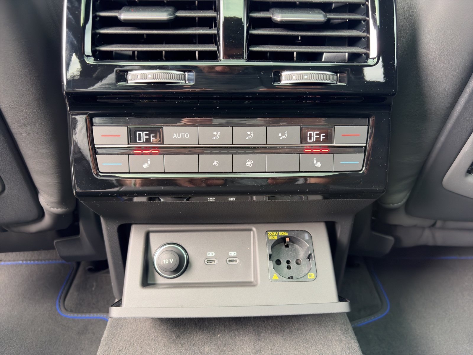 VW Touareg 3.0 TSI eHybrid R Final Edition Tiptronic-image-15