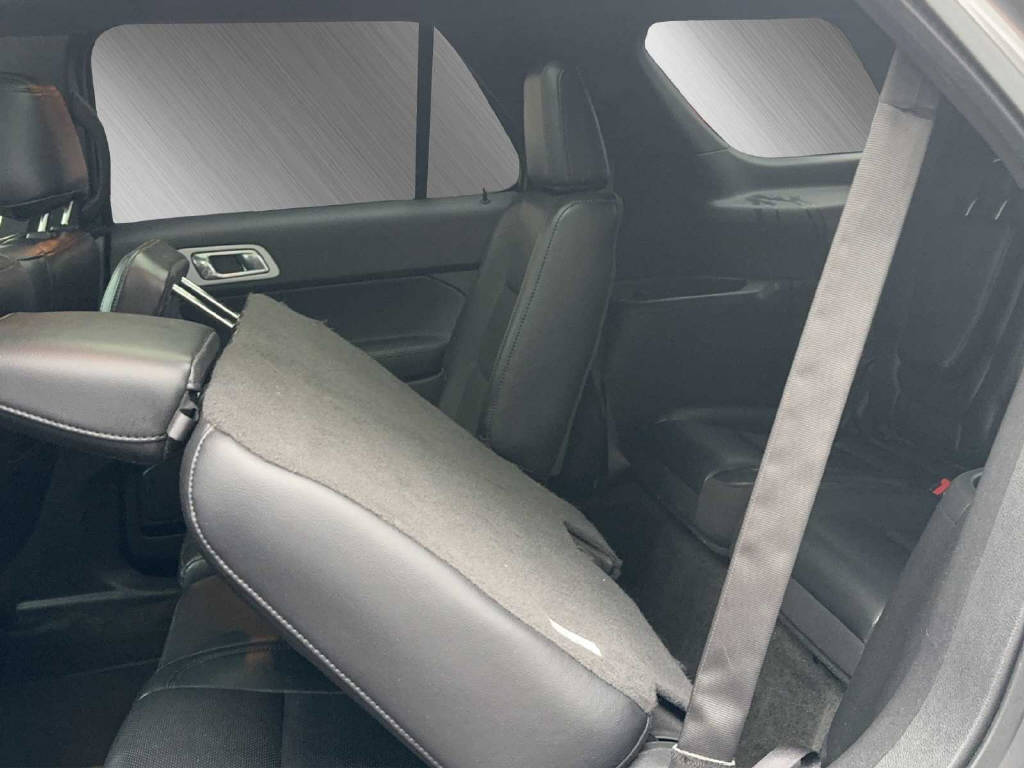 FORD Explorer 3.0 V6 Plug-in Hybrid ST-Line-image-15