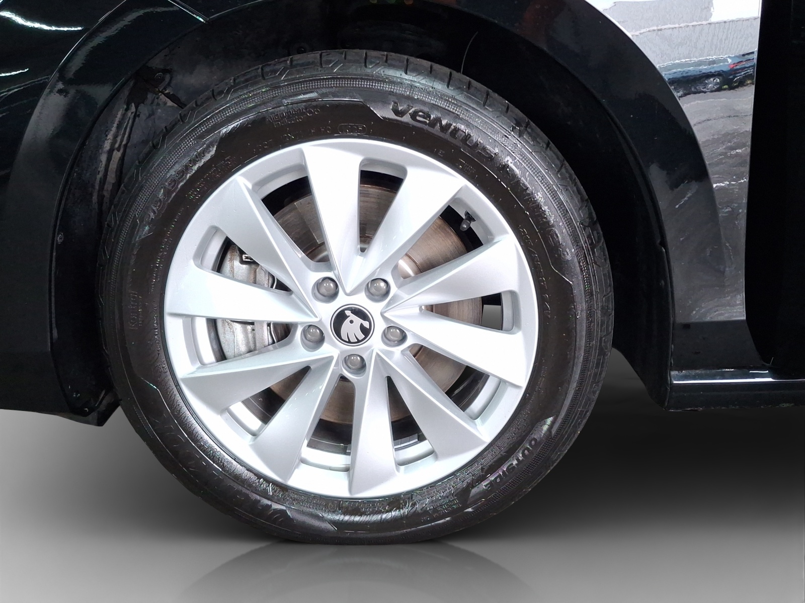 SKODA Superb Combi 1.5 TSI PHEV Selection DSG-image-15