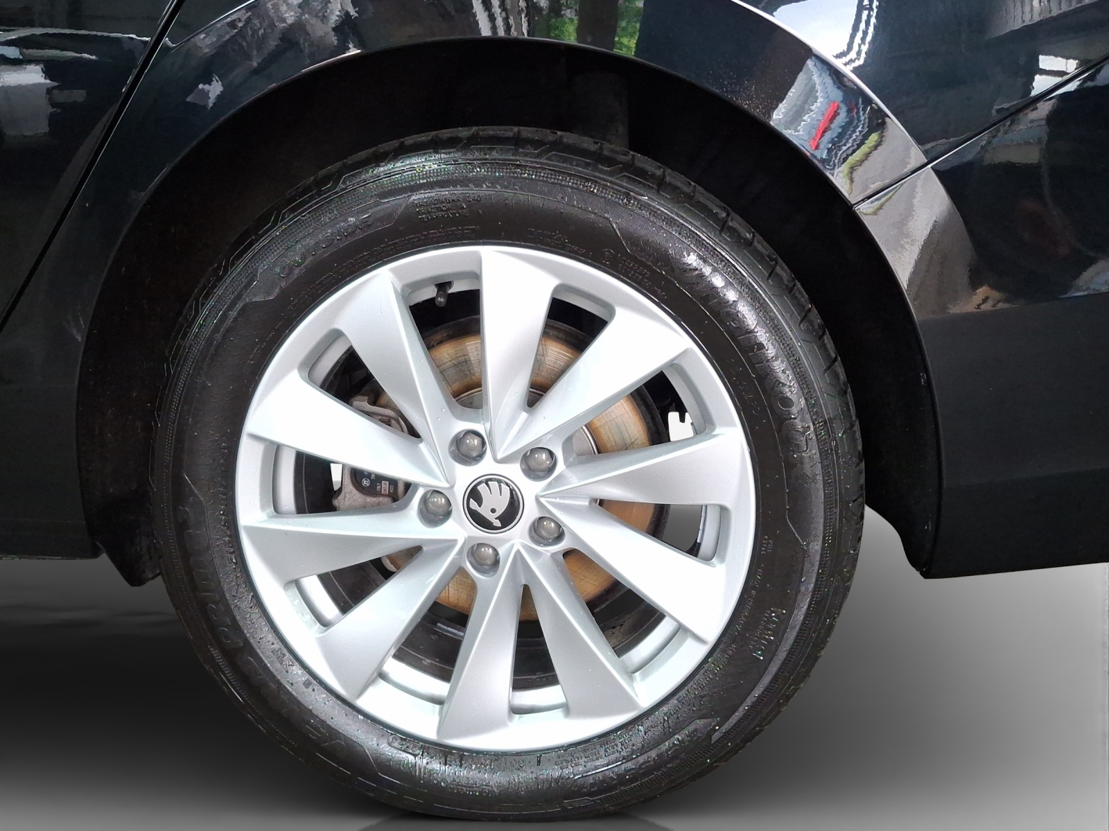 SKODA Superb Combi 1.5 TSI PHEV Selection DSG-image-14