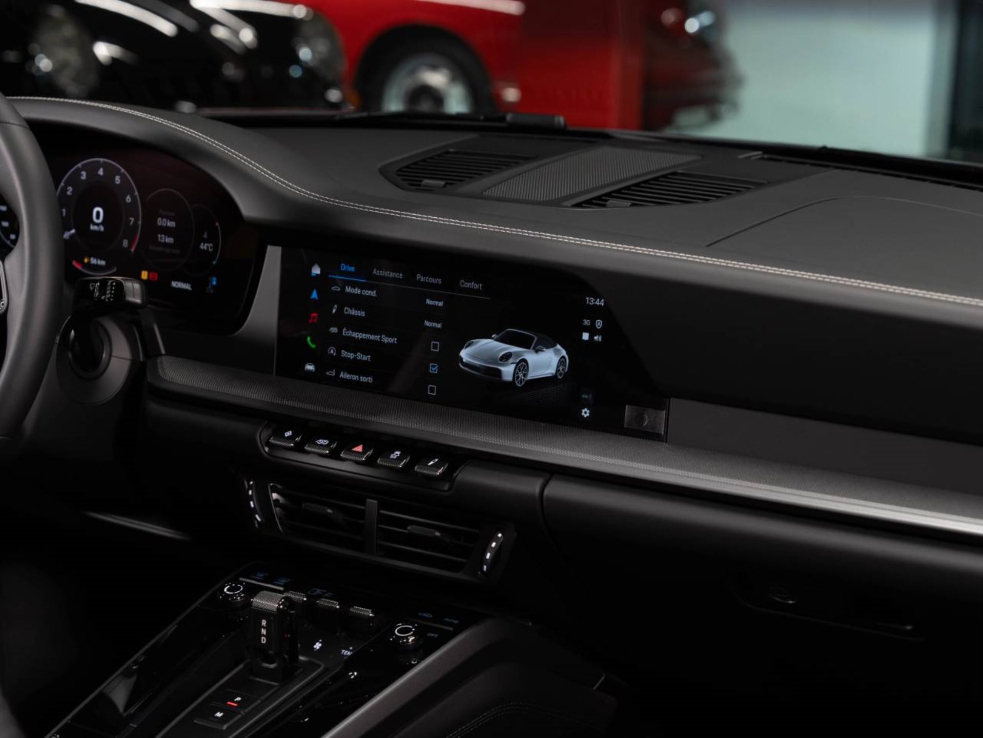 PORSCHE 911 Carrera S Cabriolet-image-12