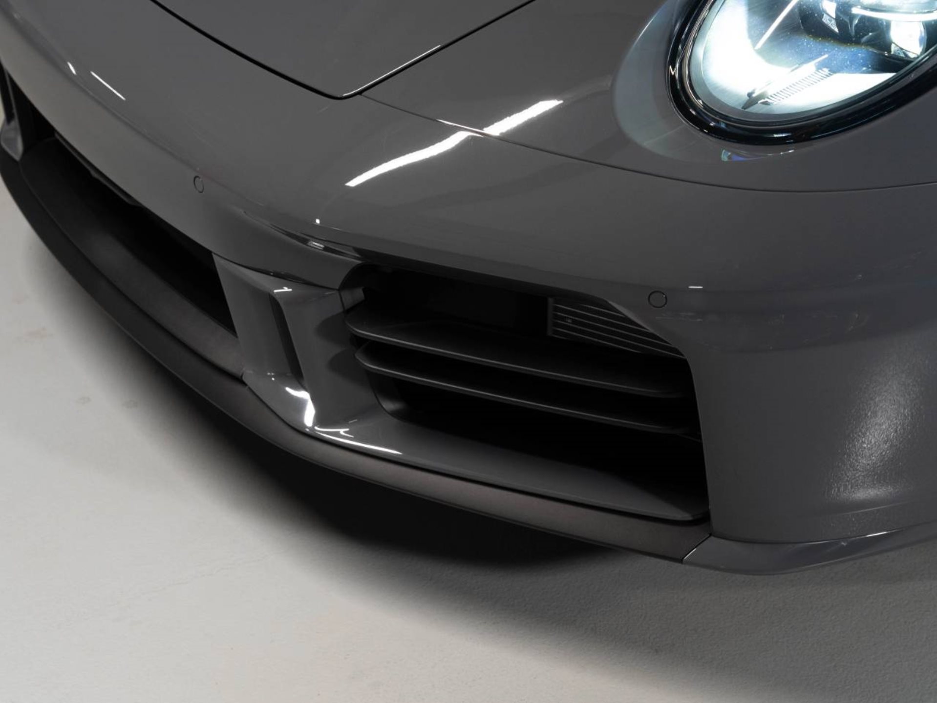 PORSCHE 911 Carrera S Cabriolet-image-25