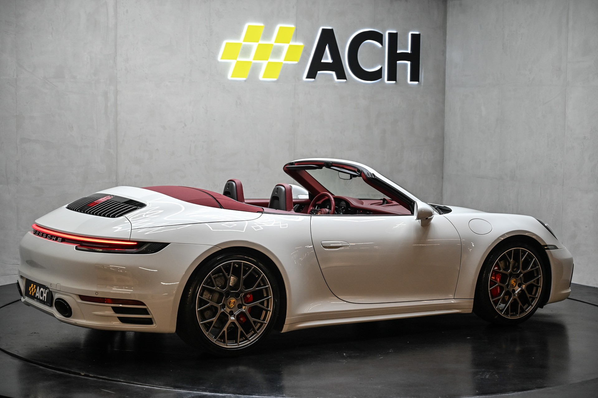 PORSCHE 911 Carrera S Cabriolet PDK-image-12