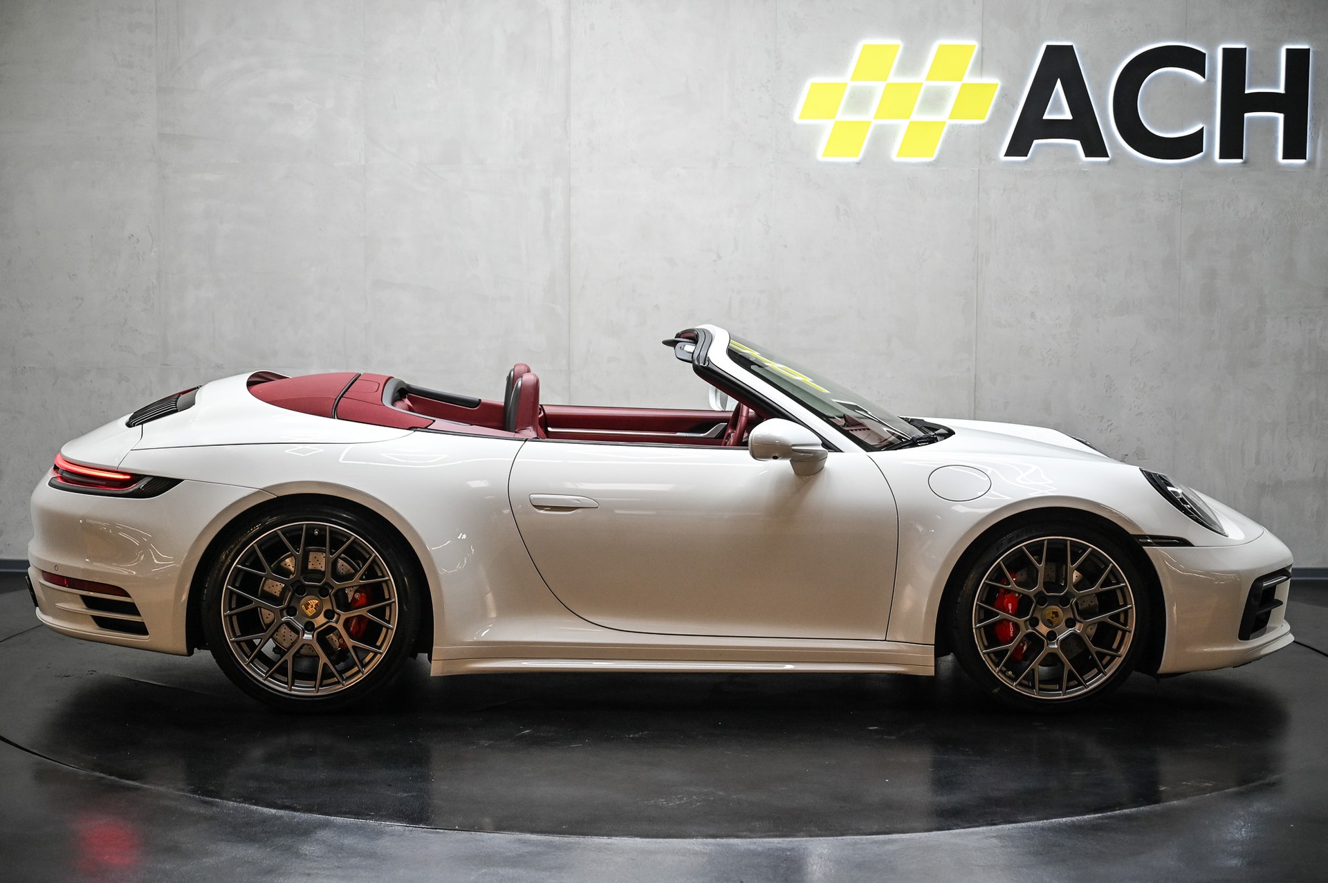PORSCHE 911 Carrera S Cabriolet PDK-image-13