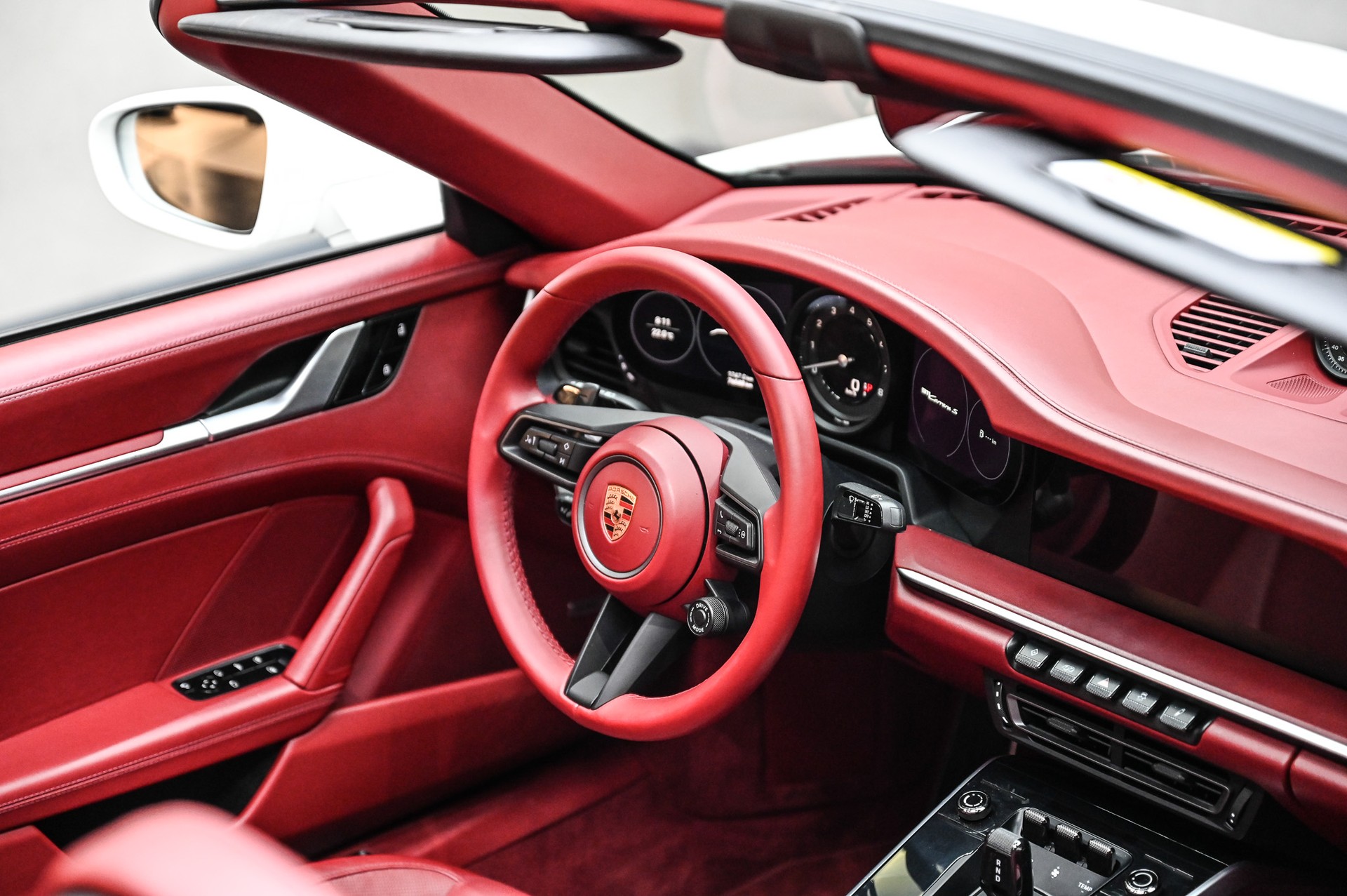 PORSCHE 911 Carrera S Cabriolet PDK-image-19