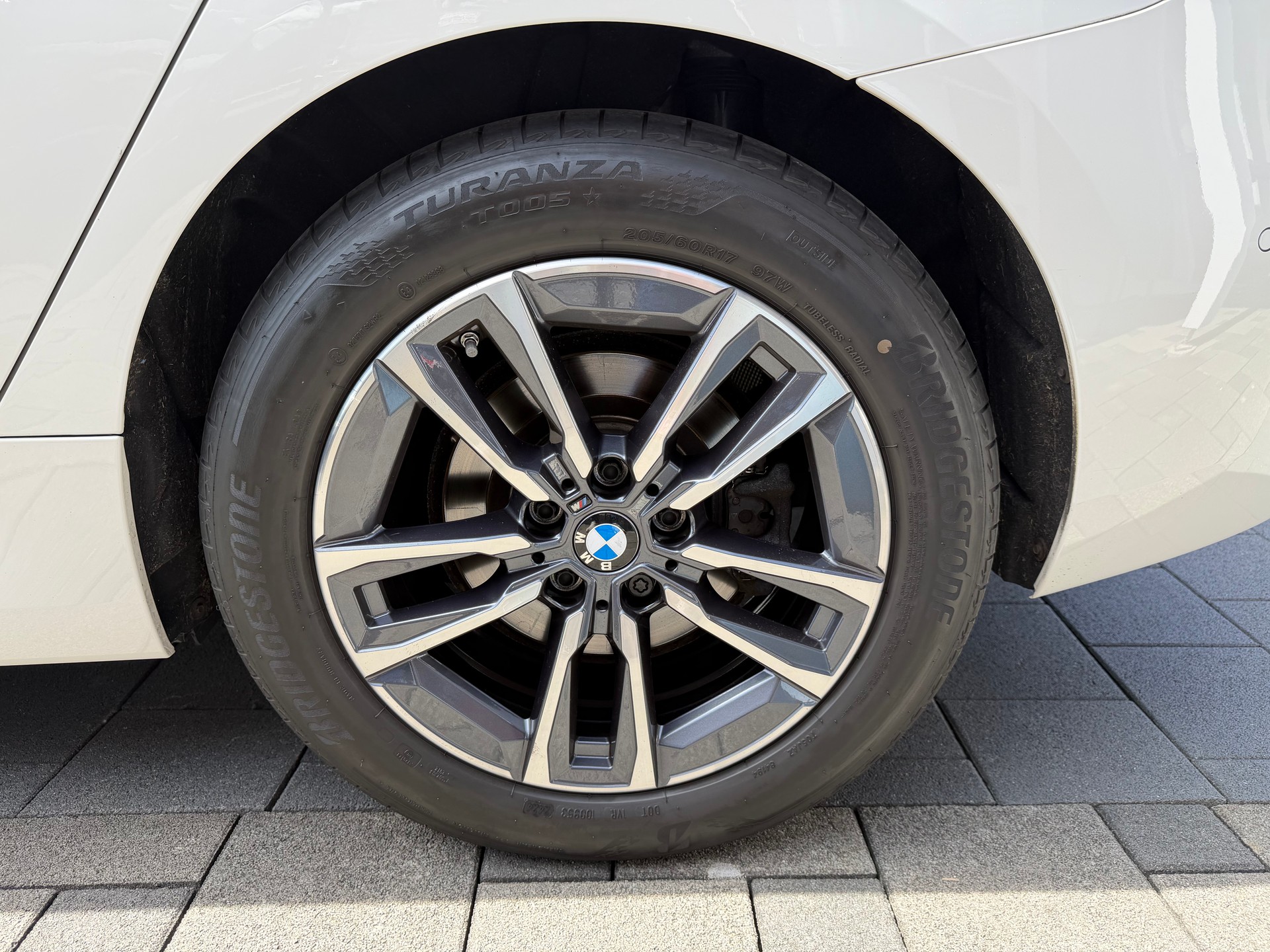 BMW 218d Active Tourer M Sport DKG-image-27