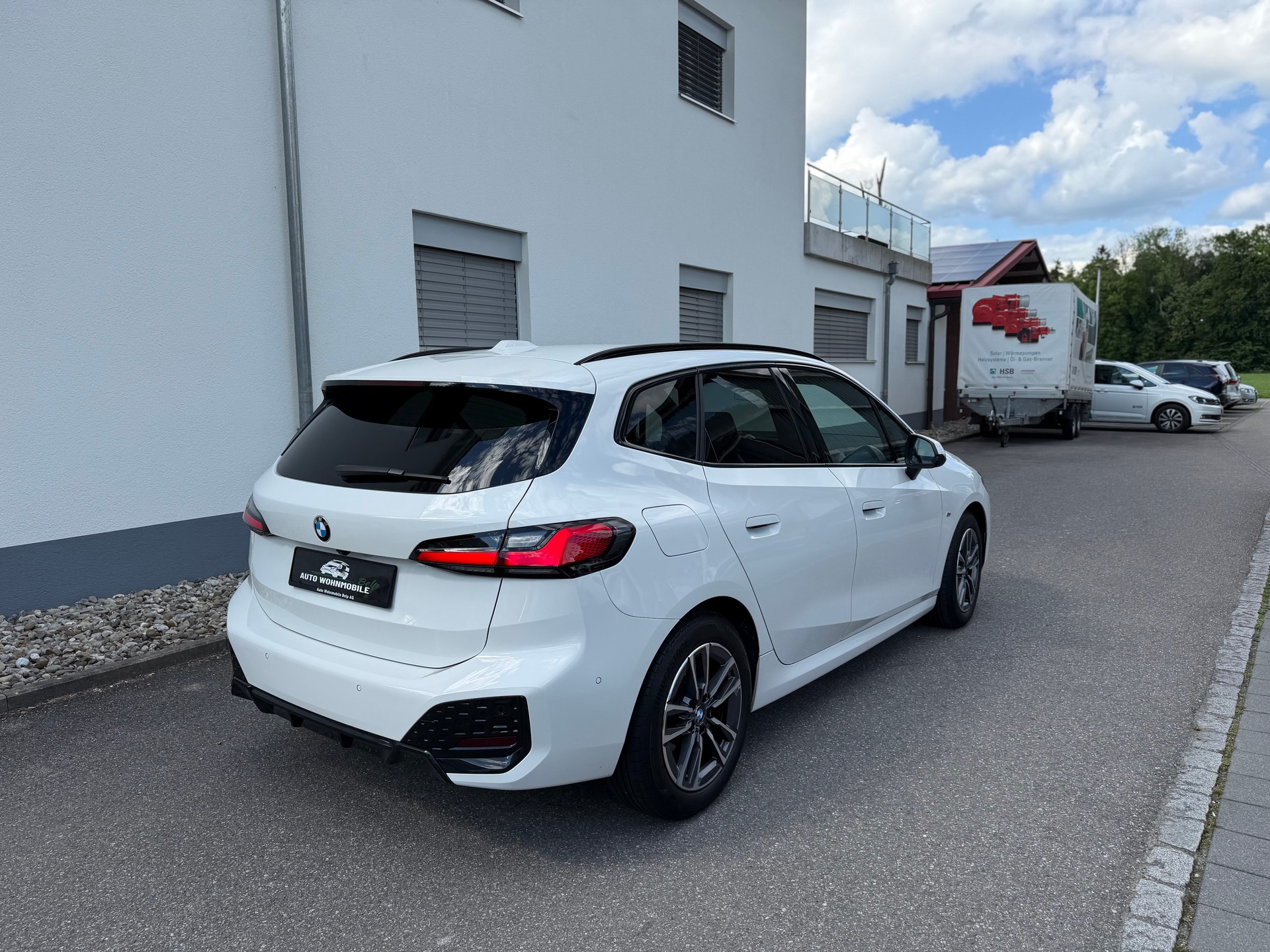 BMW 218d Active Tourer M Sport DKG-image-6