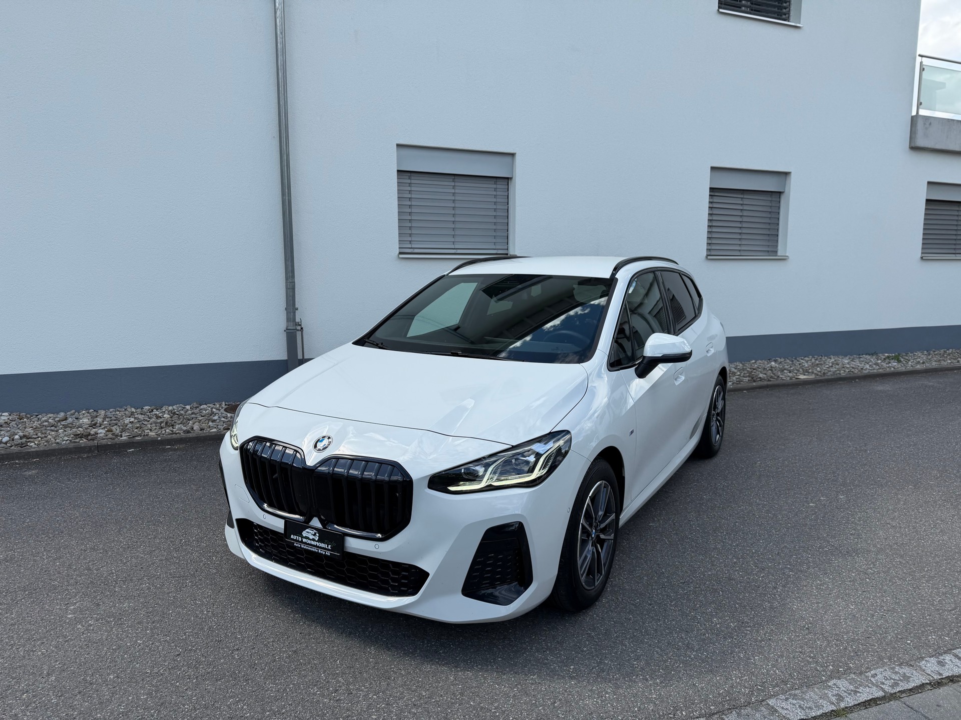 BMW 218d Active Tourer M Sport DKG-image-9