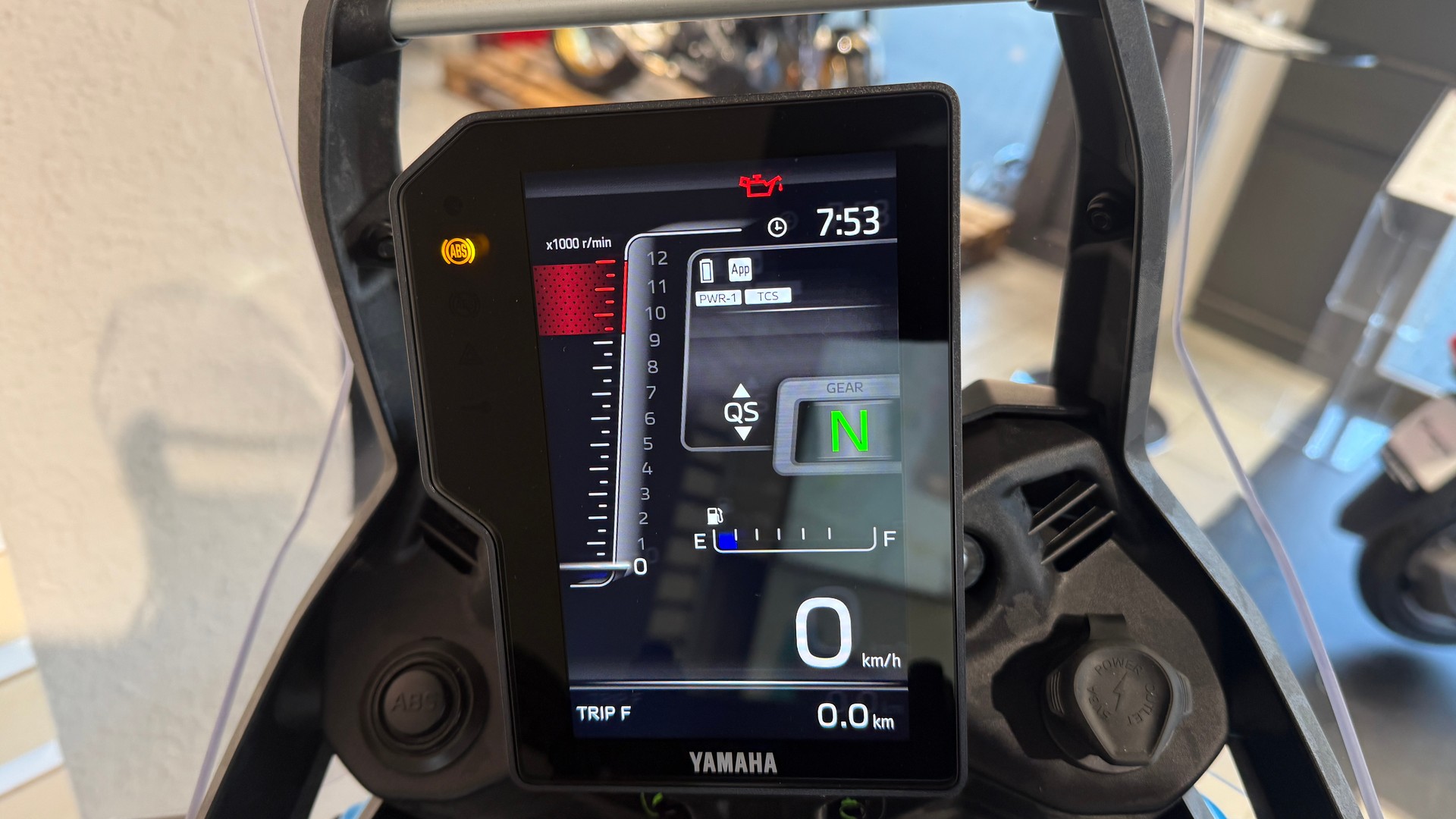 YAMAHA TÉNÉRÉ 700 RALLY-showroom-element-2