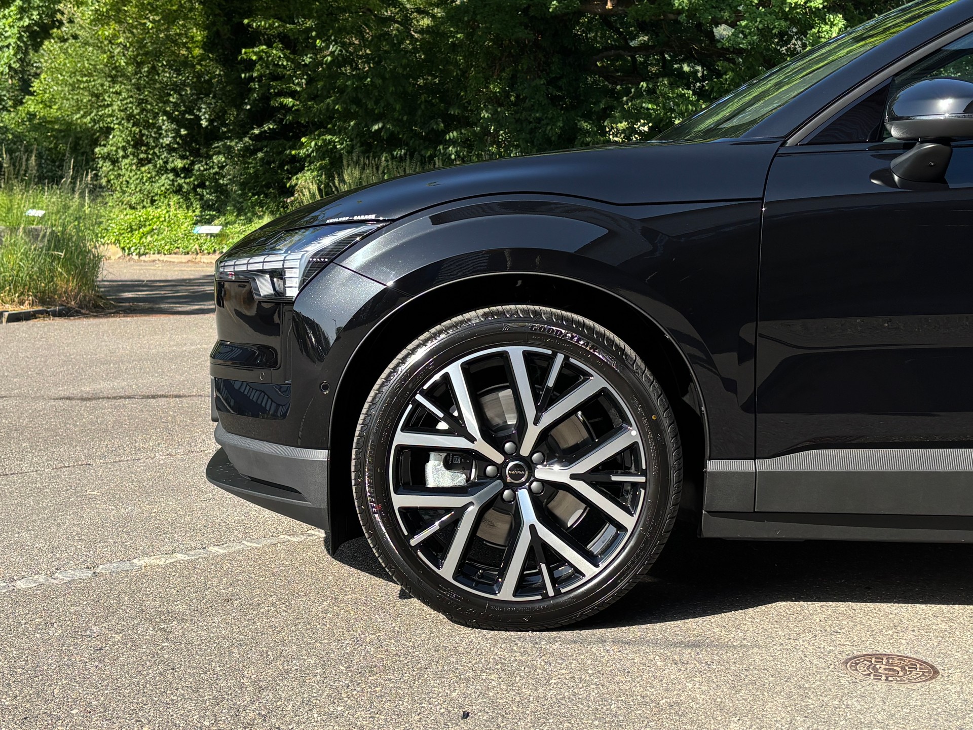 VOLVO EX30 E60 Twin Ultra Performance Sw. Black Ed. AWD-showroom-element-1