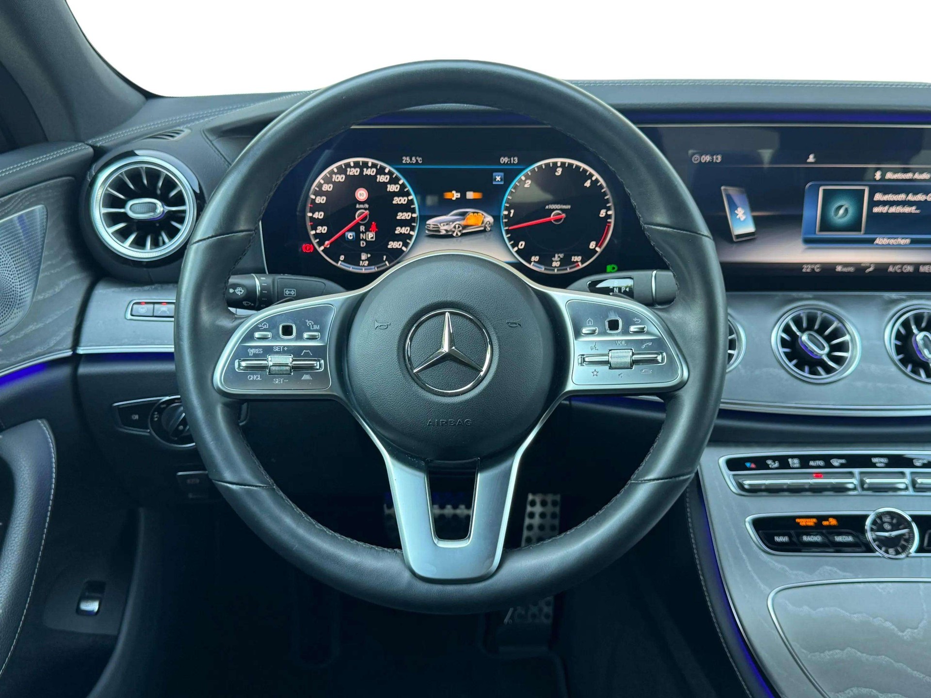 MERCEDES-BENZ CLS 400 d AMG Line 4Matic 9G-Tronic-image-11