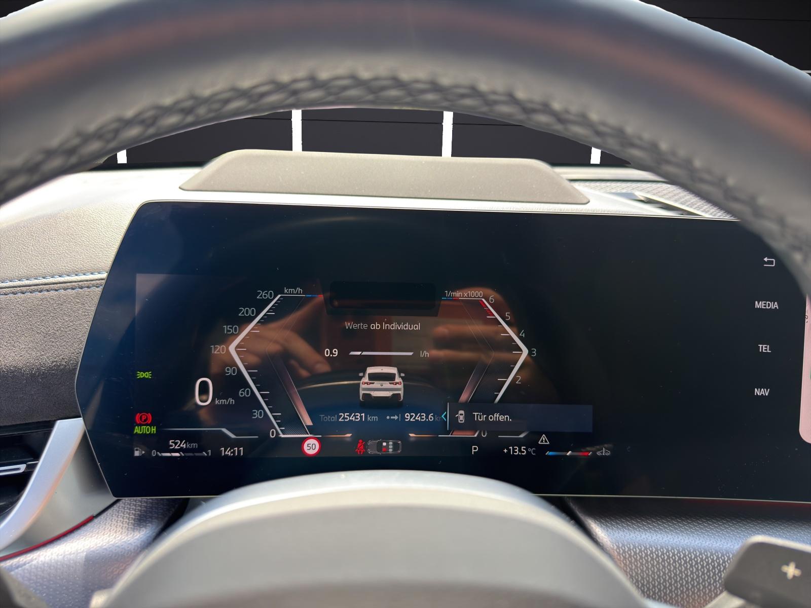 BMW X2 20d xDrive paddles-image-10