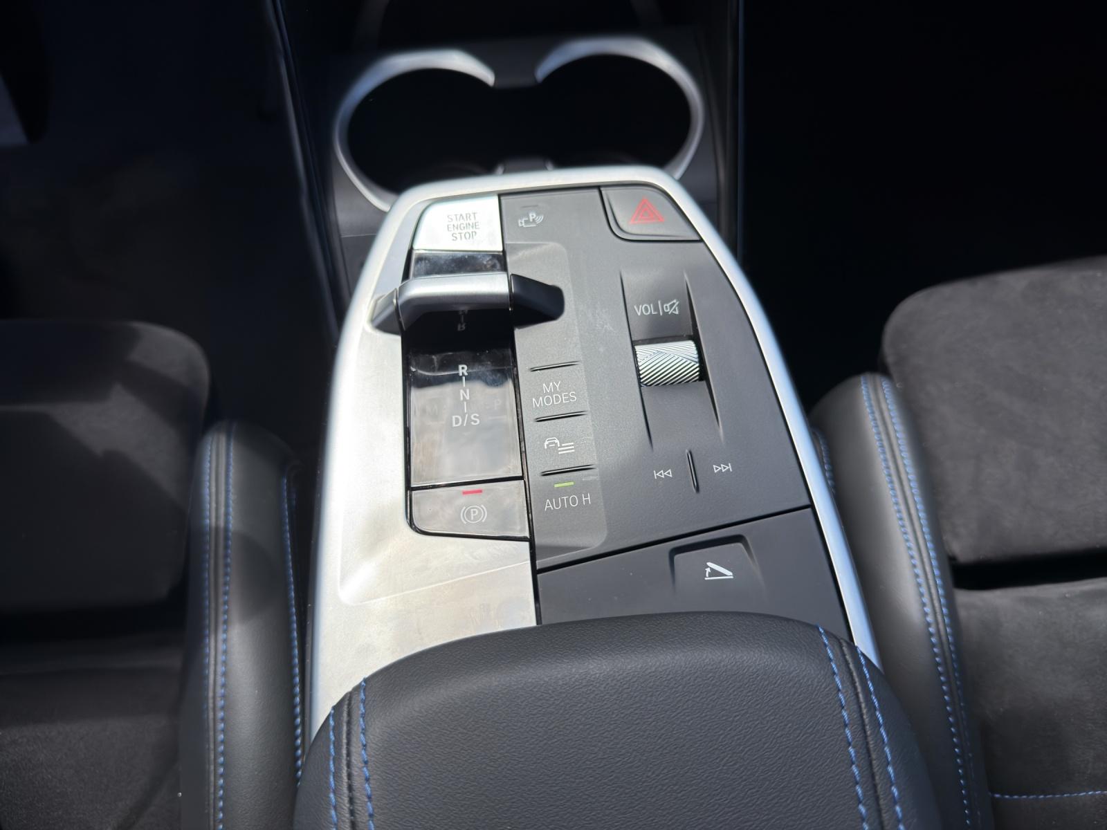 BMW X2 20d xDrive paddles-image-12